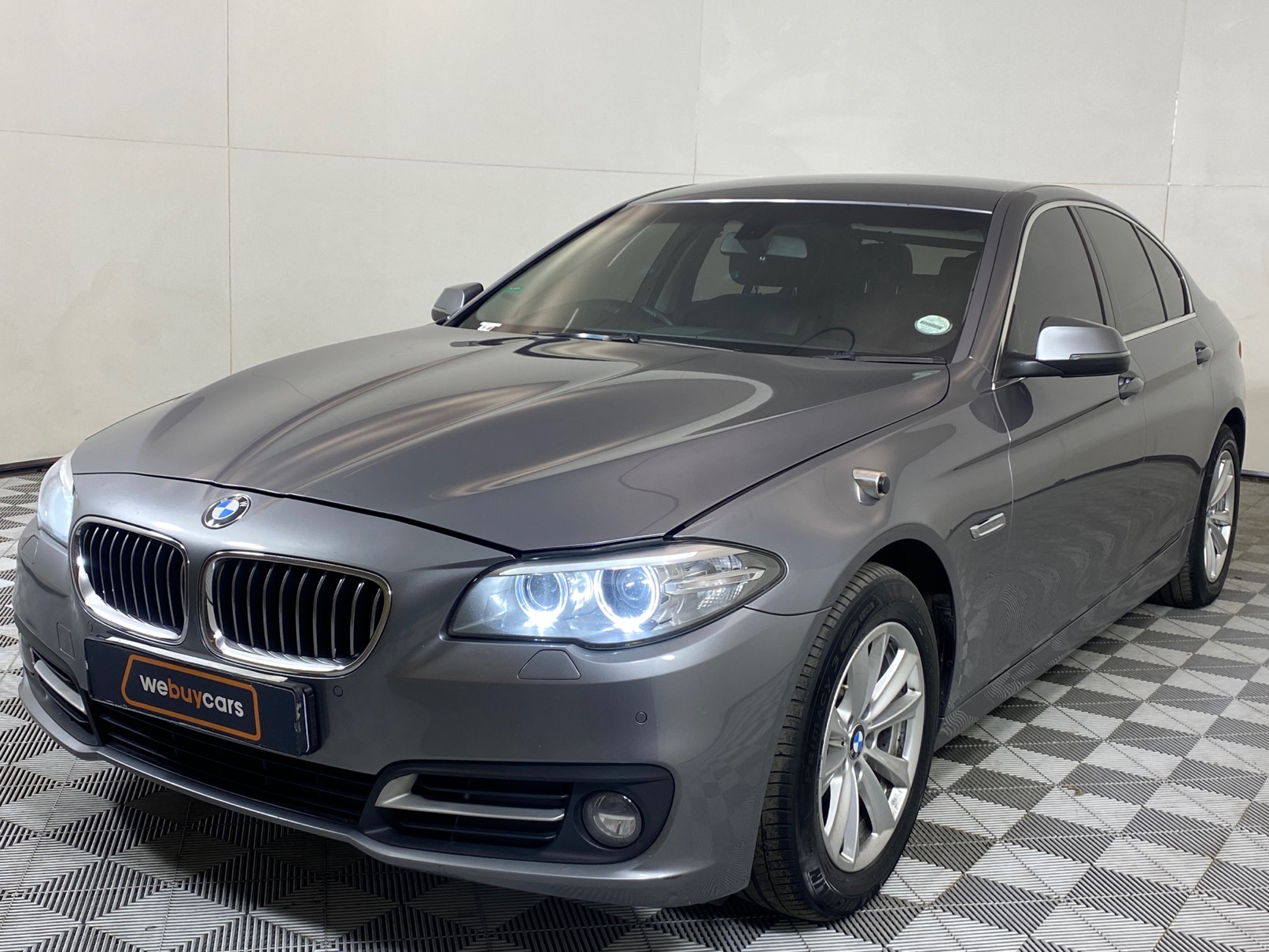 Used 2015 BMW 5 Series 520i Auto (F10) for sale | WeBuyCars