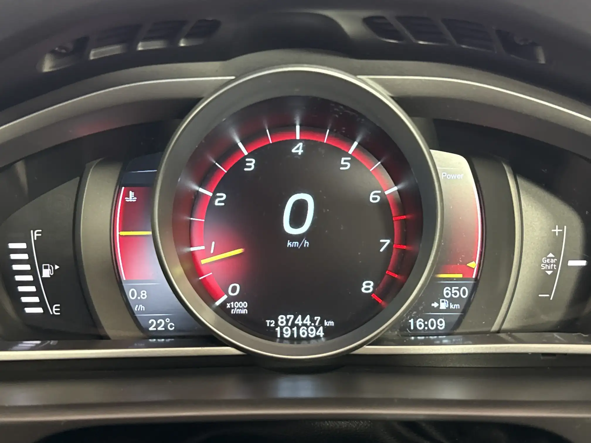 Volvo V40