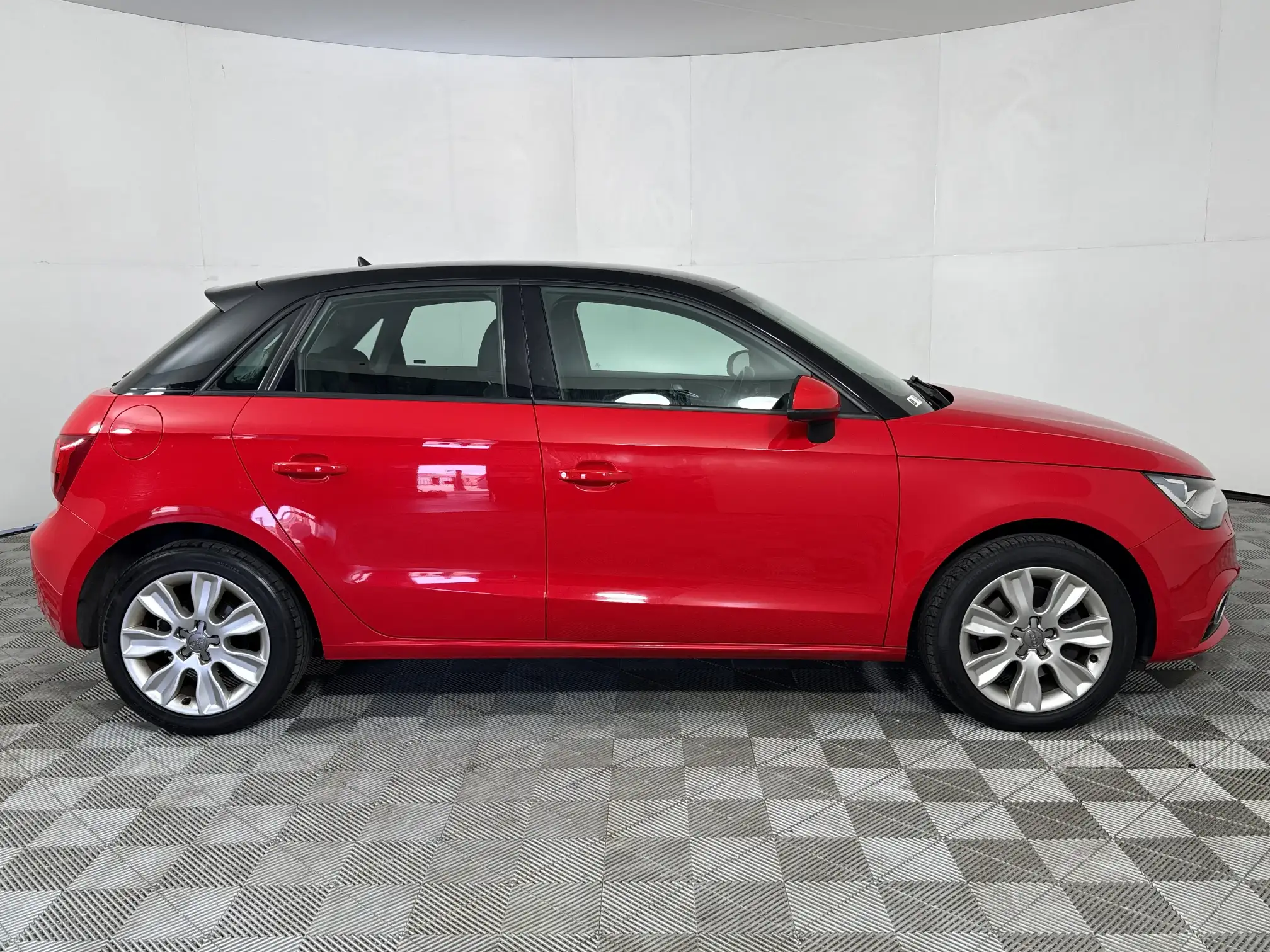 Audi A1