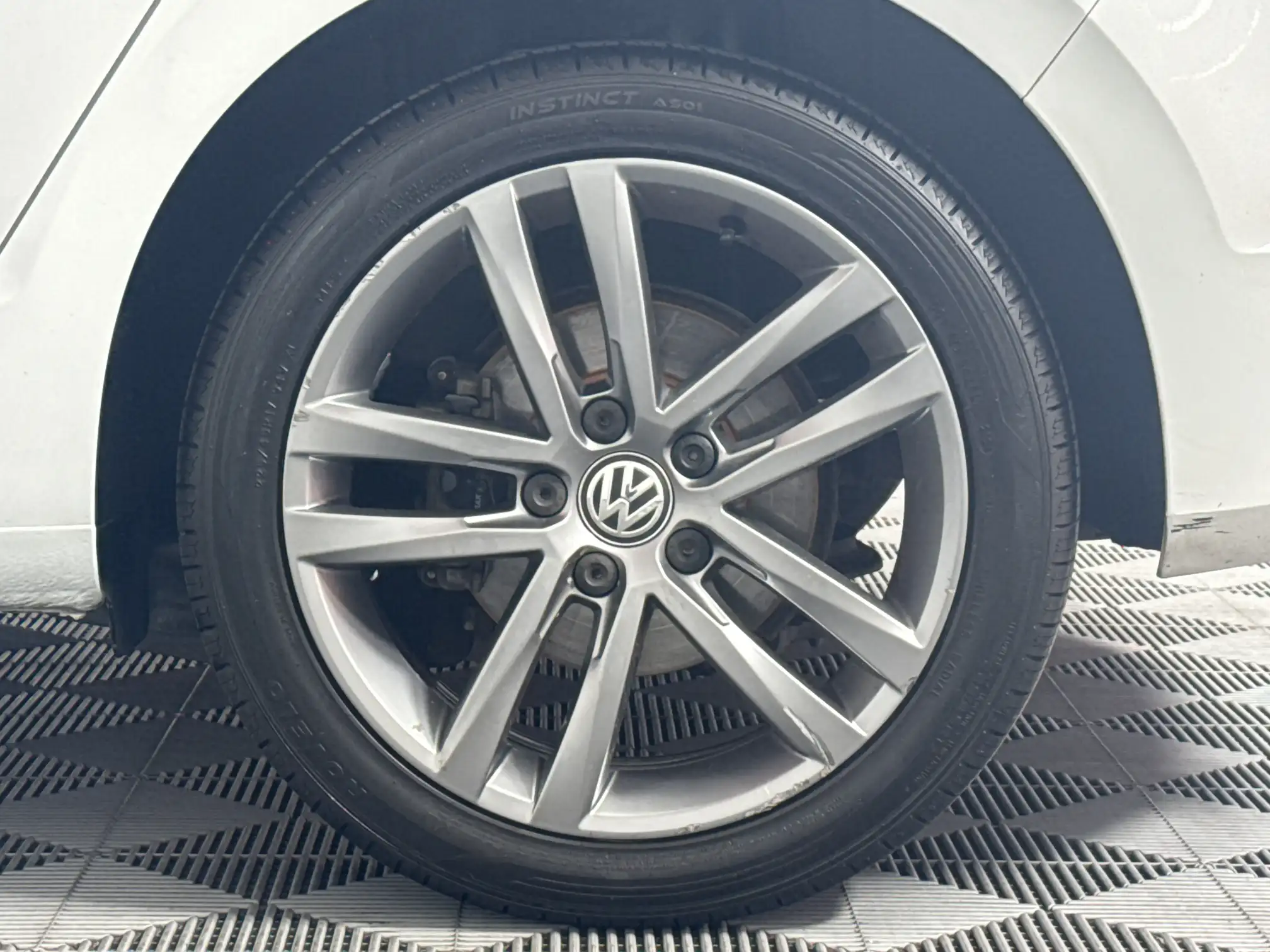 Volkswagen Golf SV