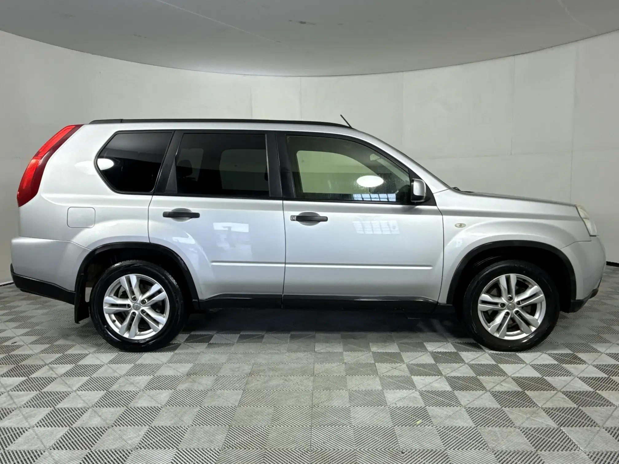 Nissan X Trail