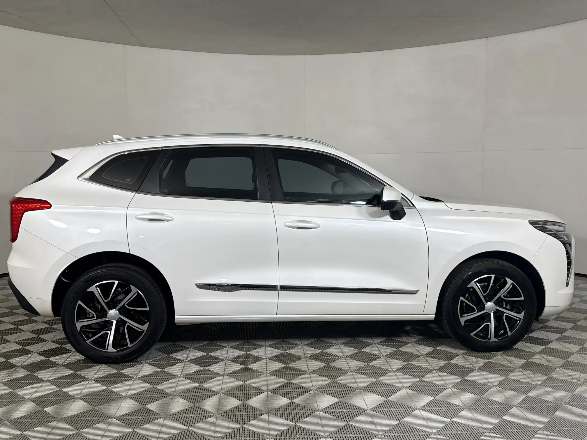 Haval Jolion
