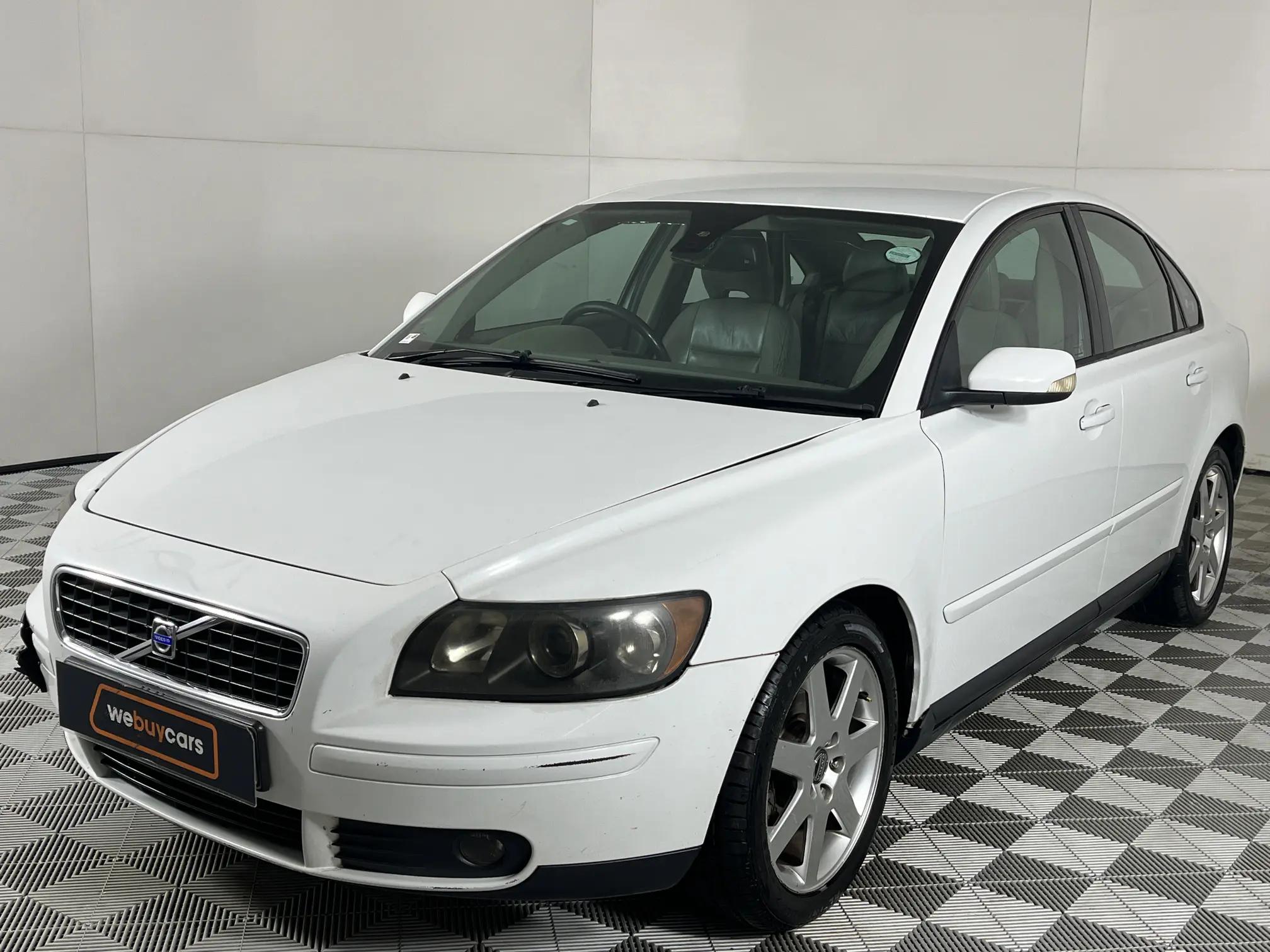 Volvo S40 T5