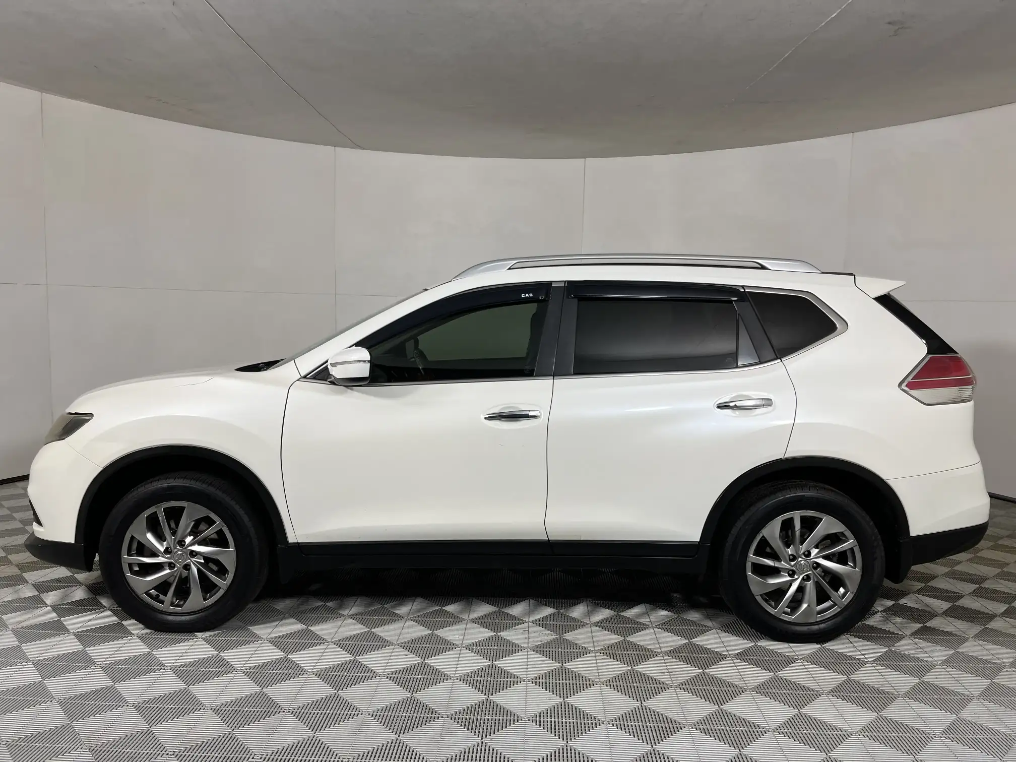 Nissan X Trail