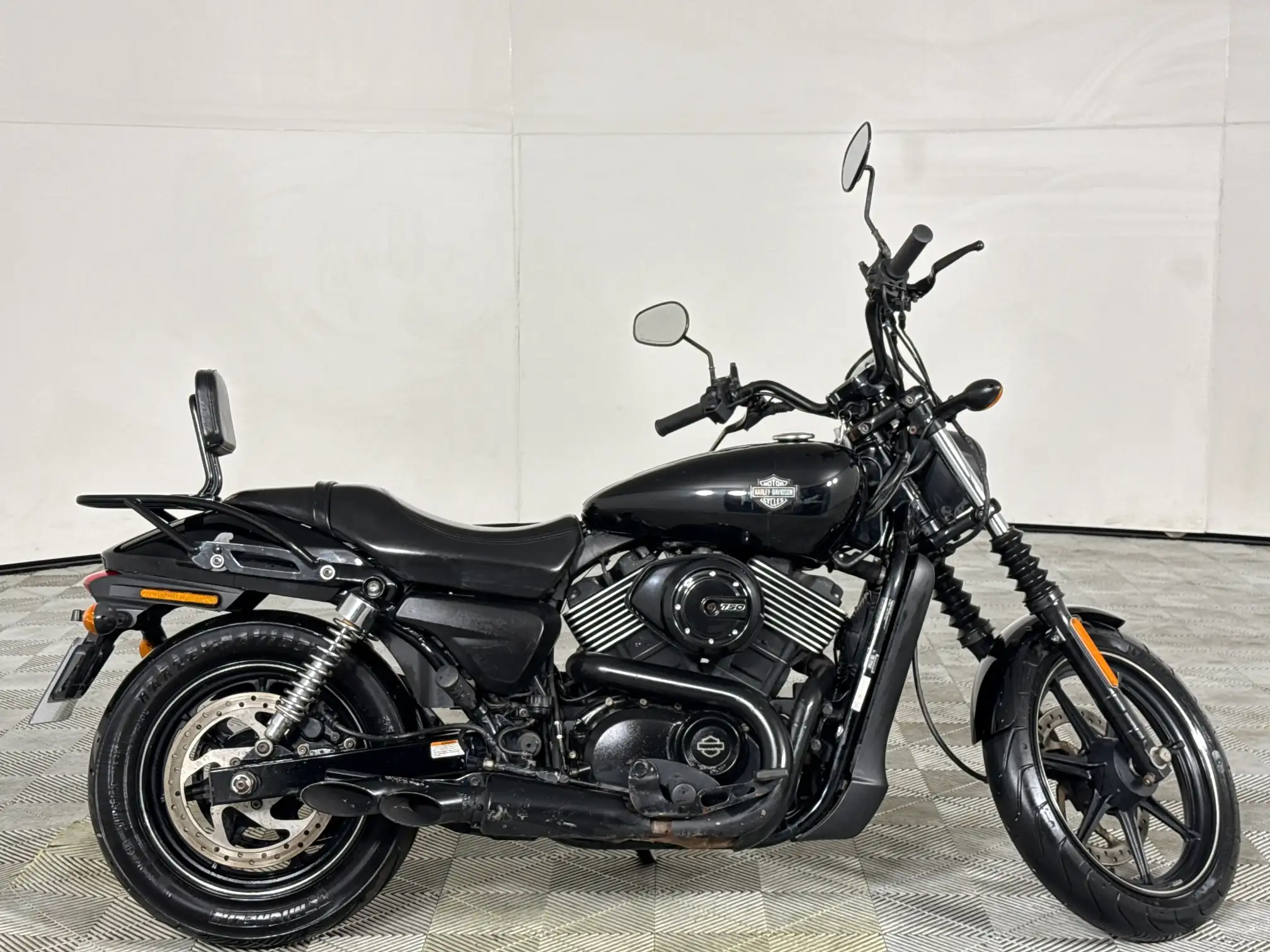 Harley Davidson Street