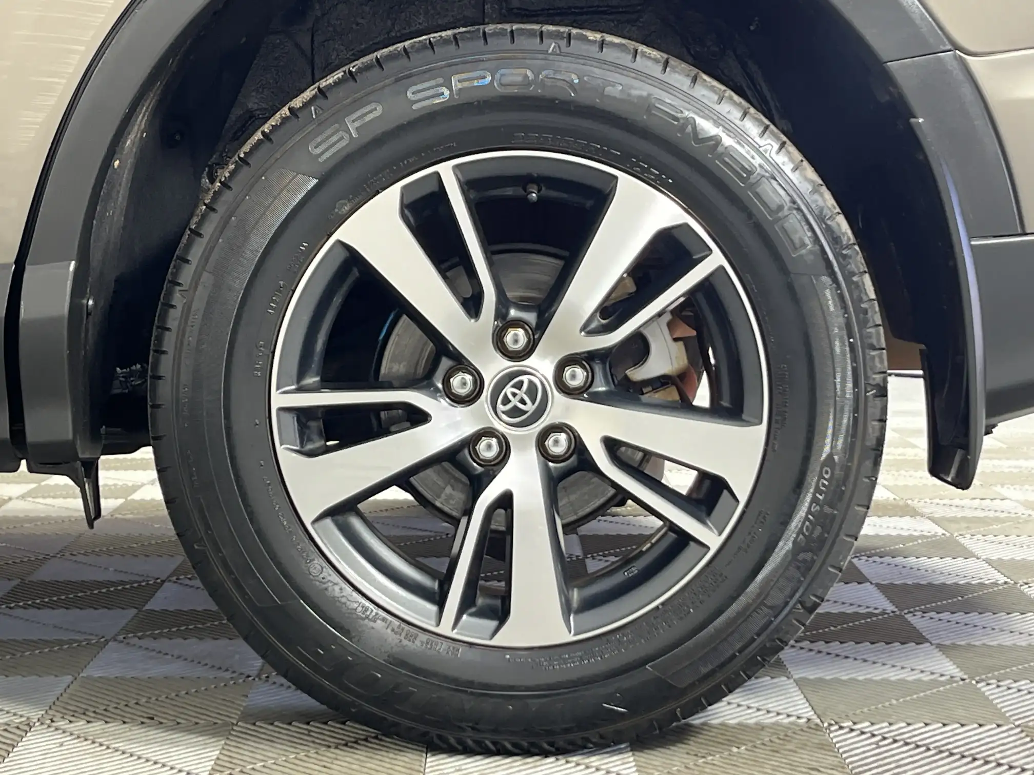 Toyota RAV 4