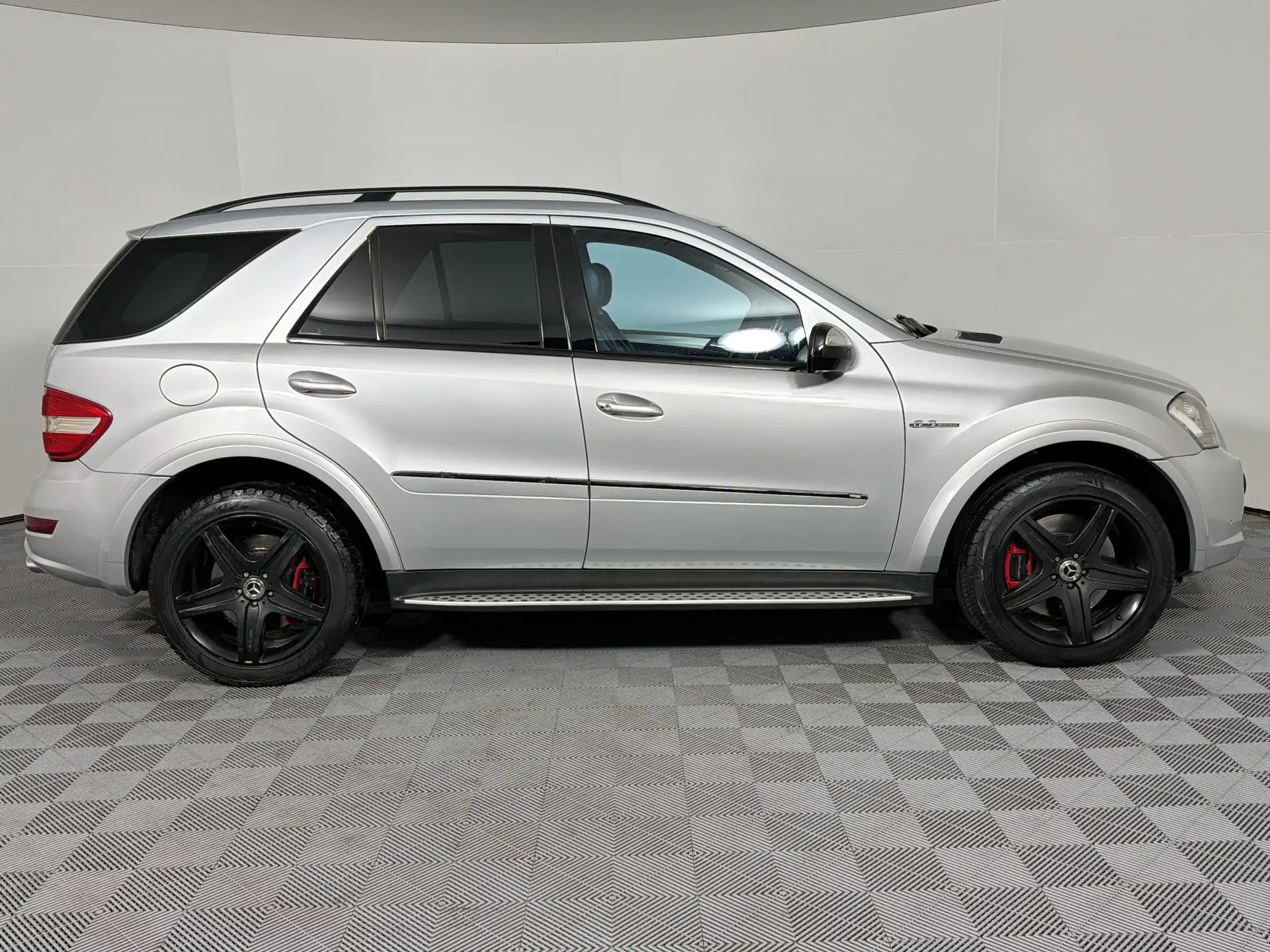 Mercedes-Benz M Class