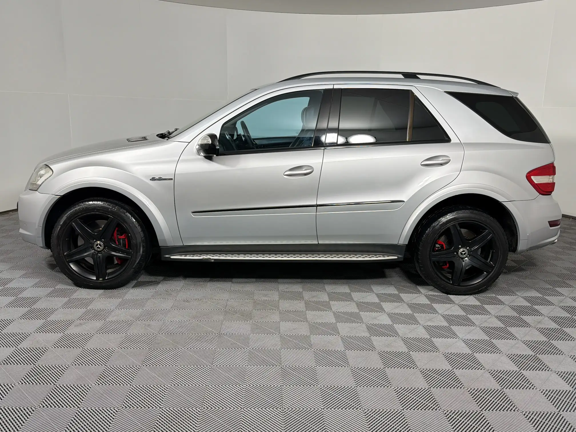 Mercedes-Benz M Class
