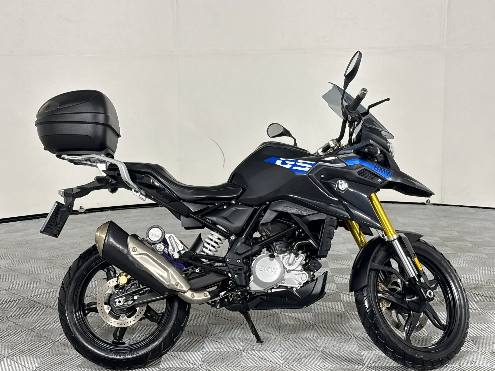 2019 BMW C