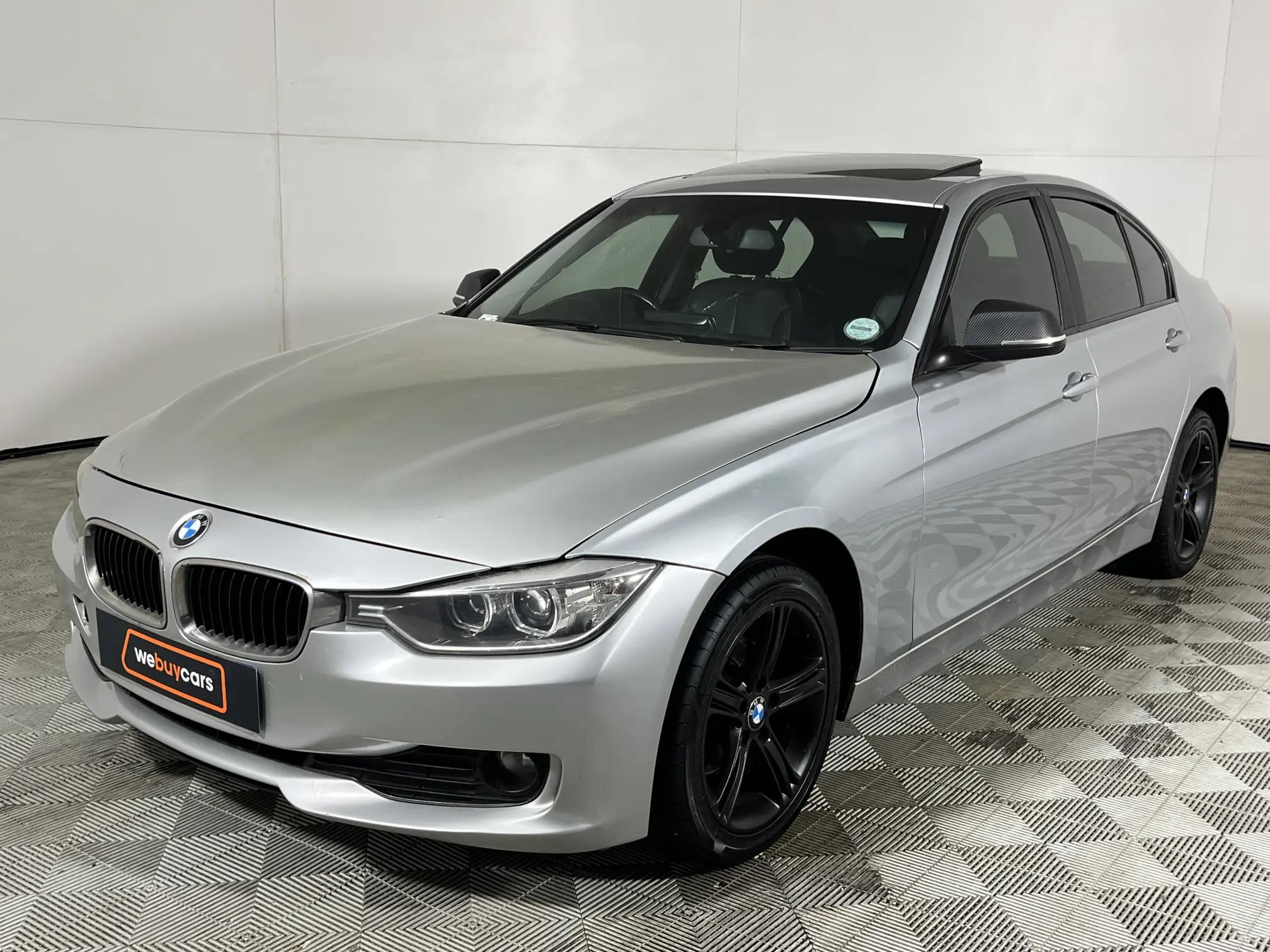 BMW 320i (F30)