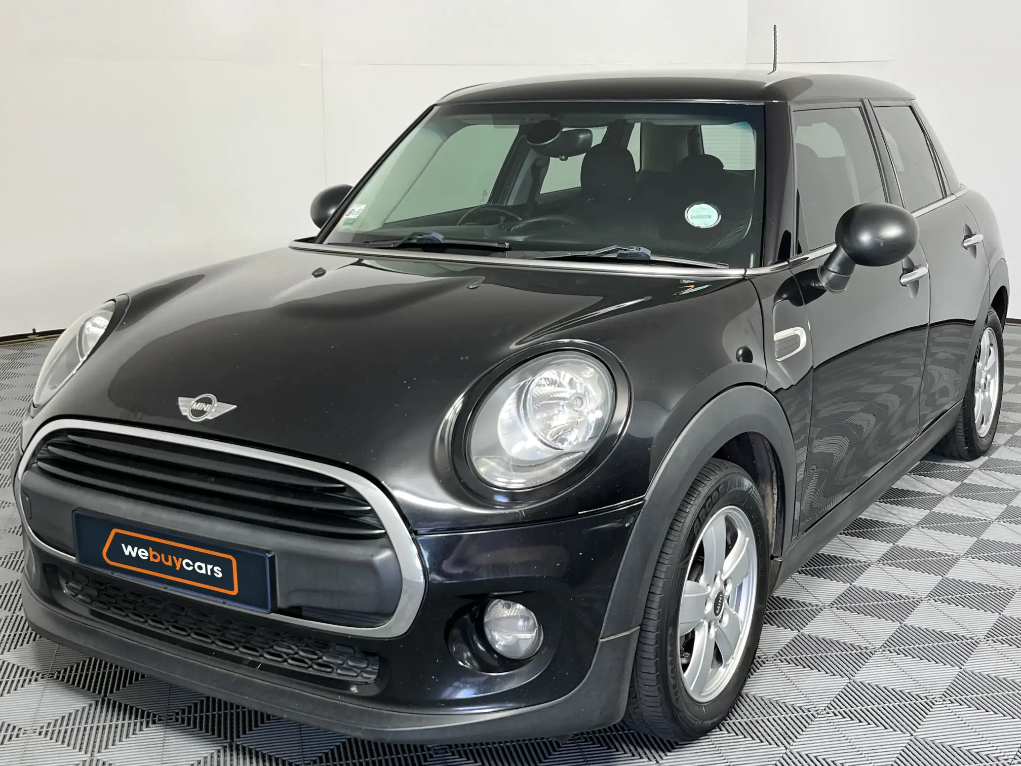 2017 Mini Cooper 5DR
