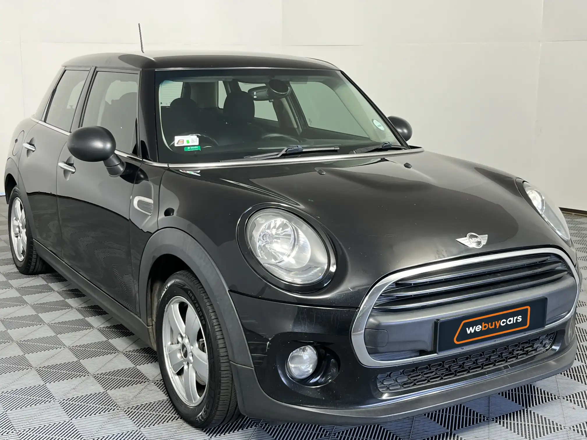 Mini Cooper 5DR