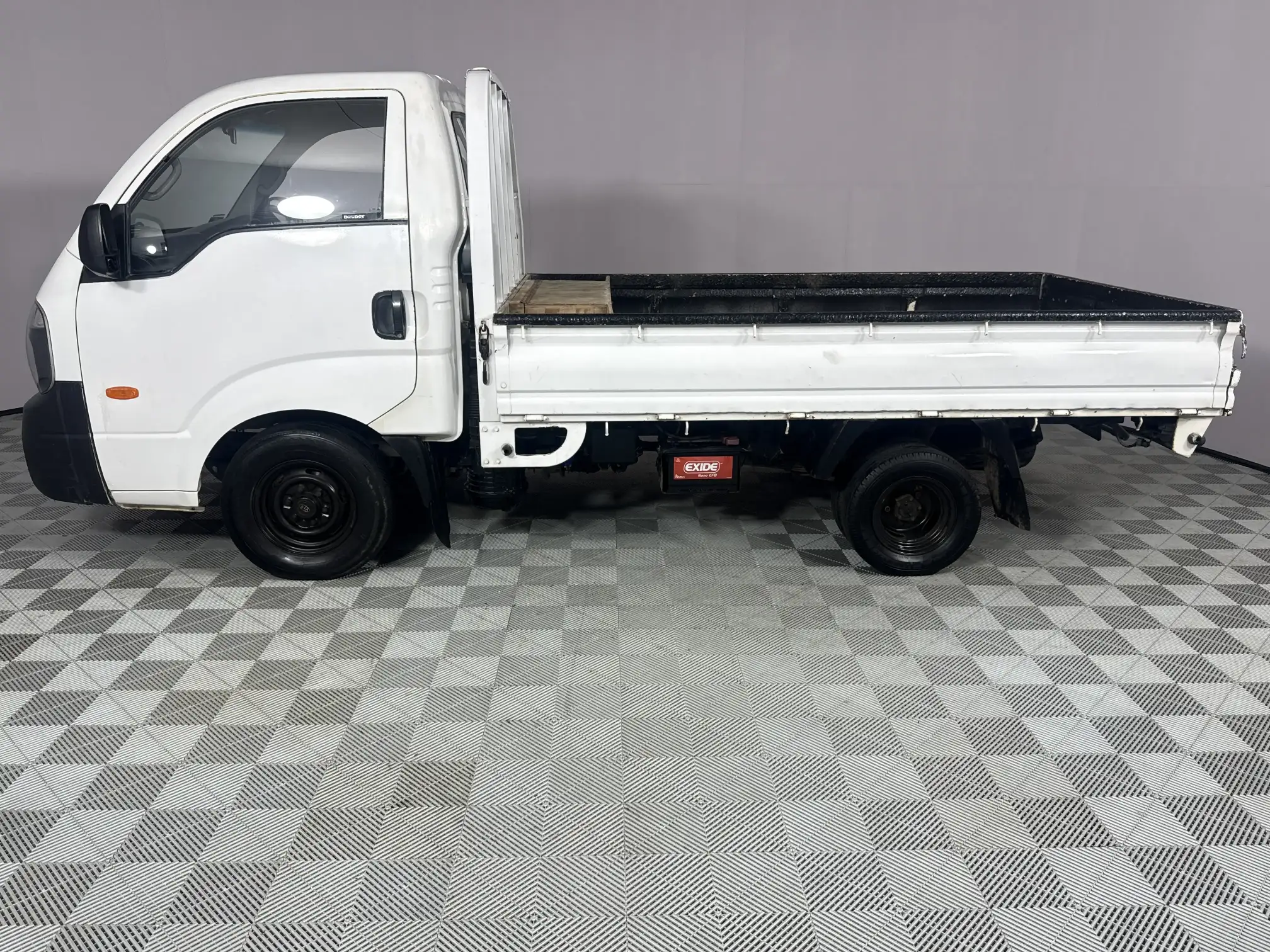 KIA K 2700