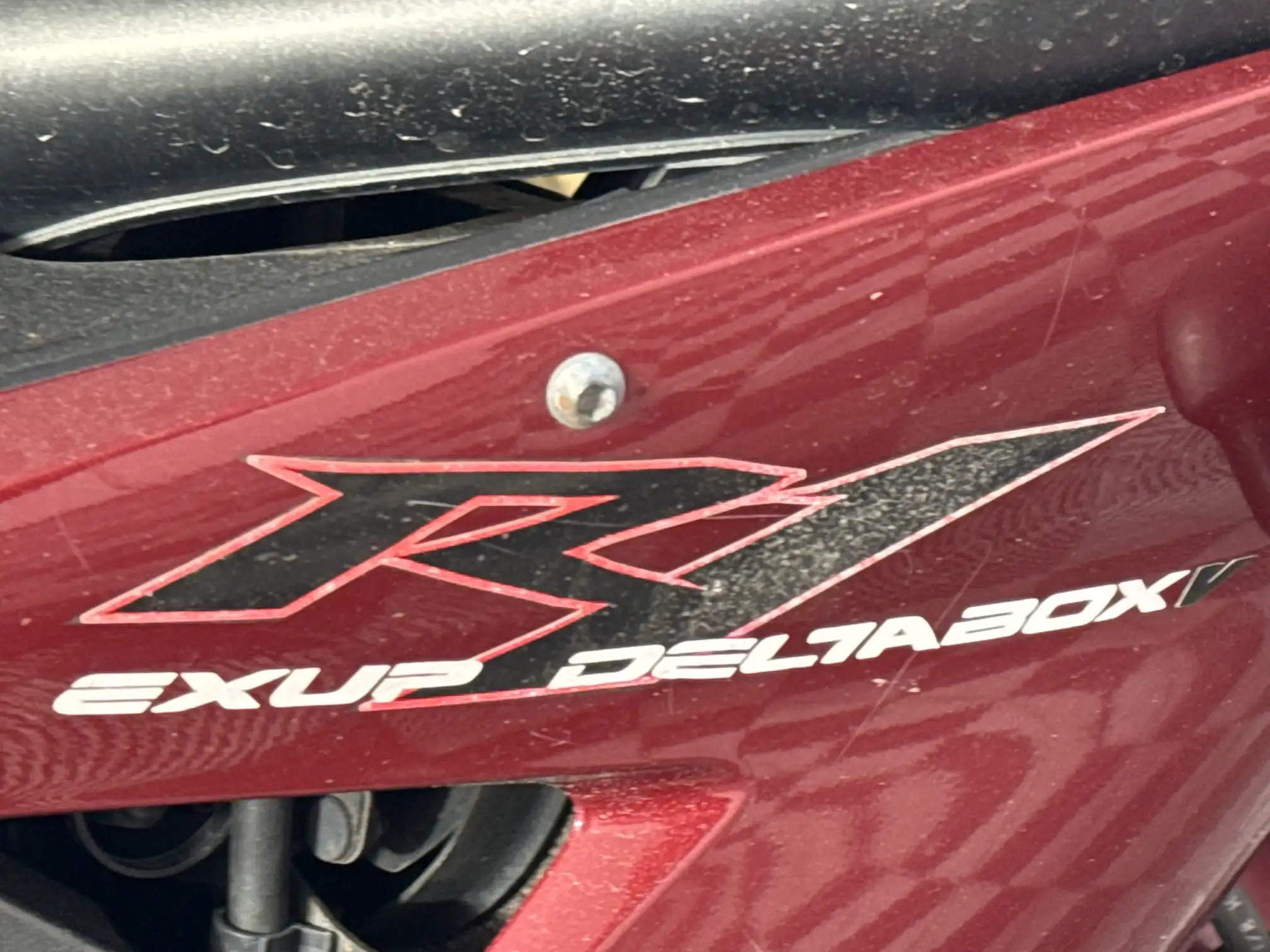 Yamaha YZF R1