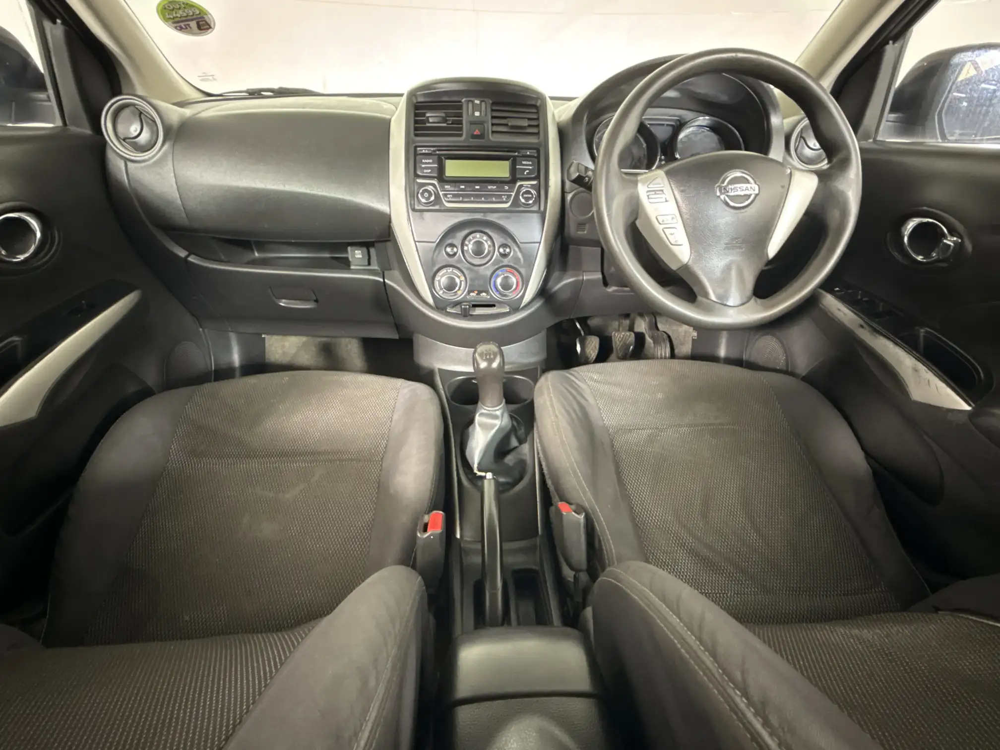 Nissan Almera