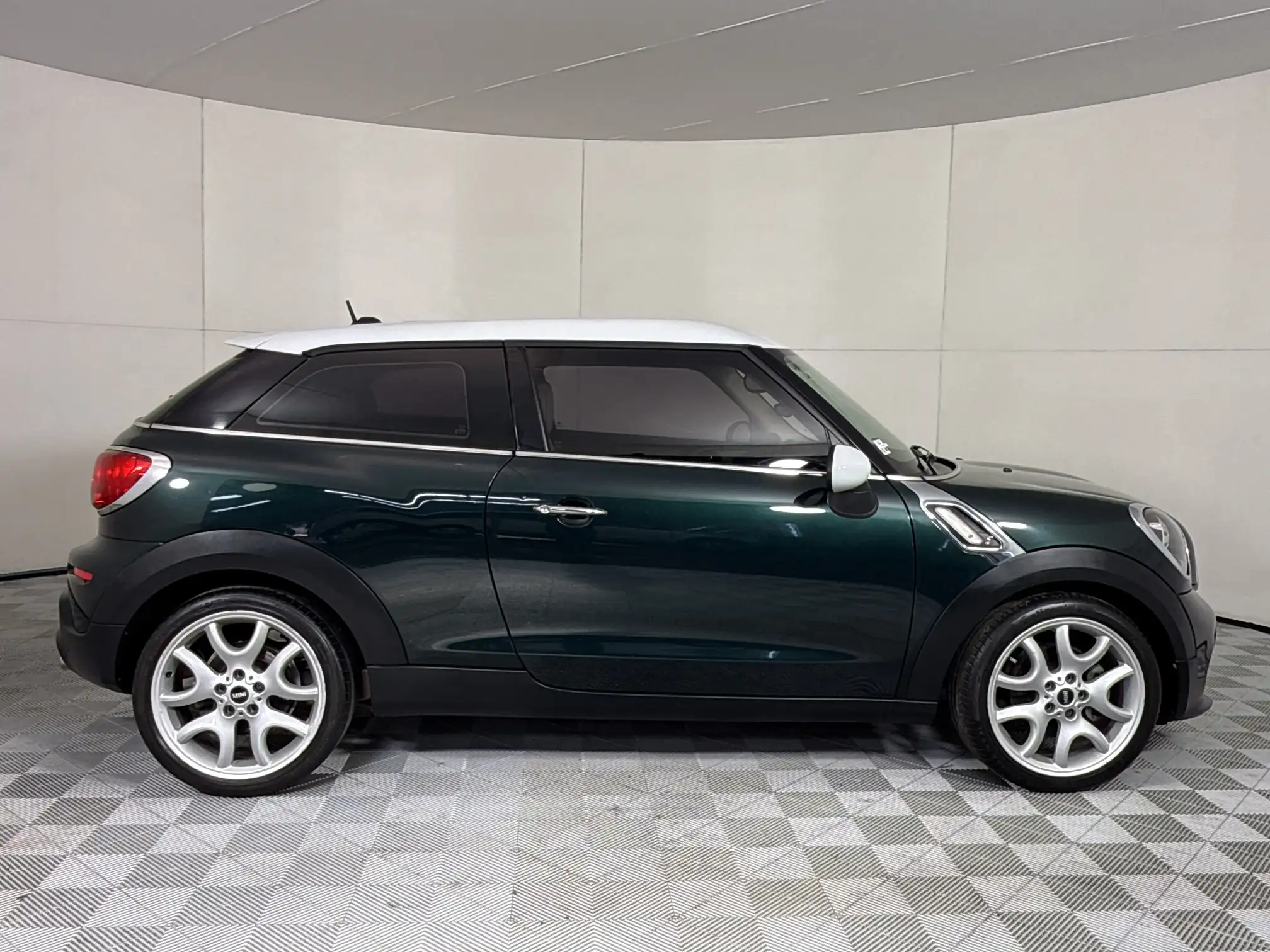 Mini Cooper Paceman