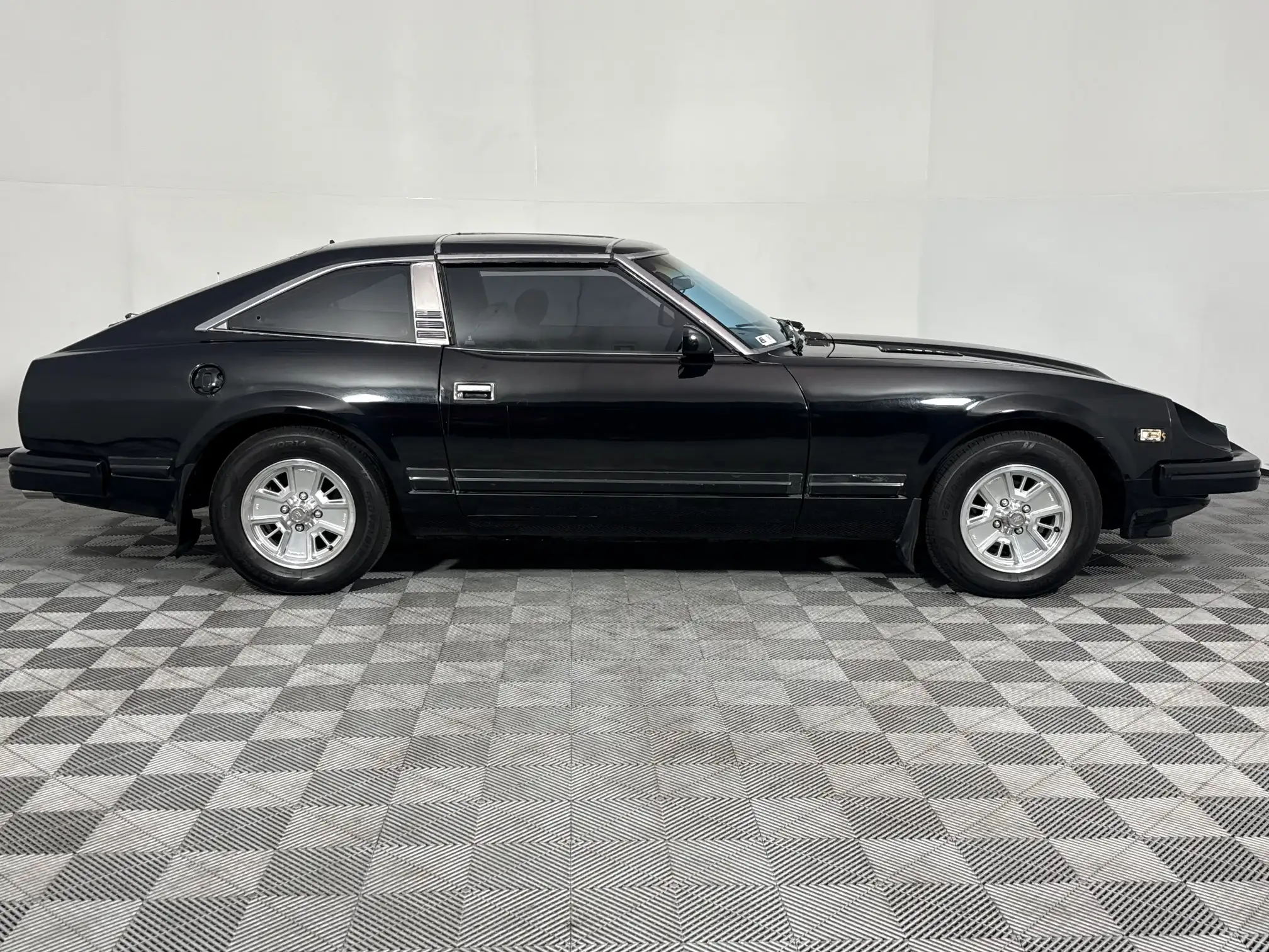 Datsun 280