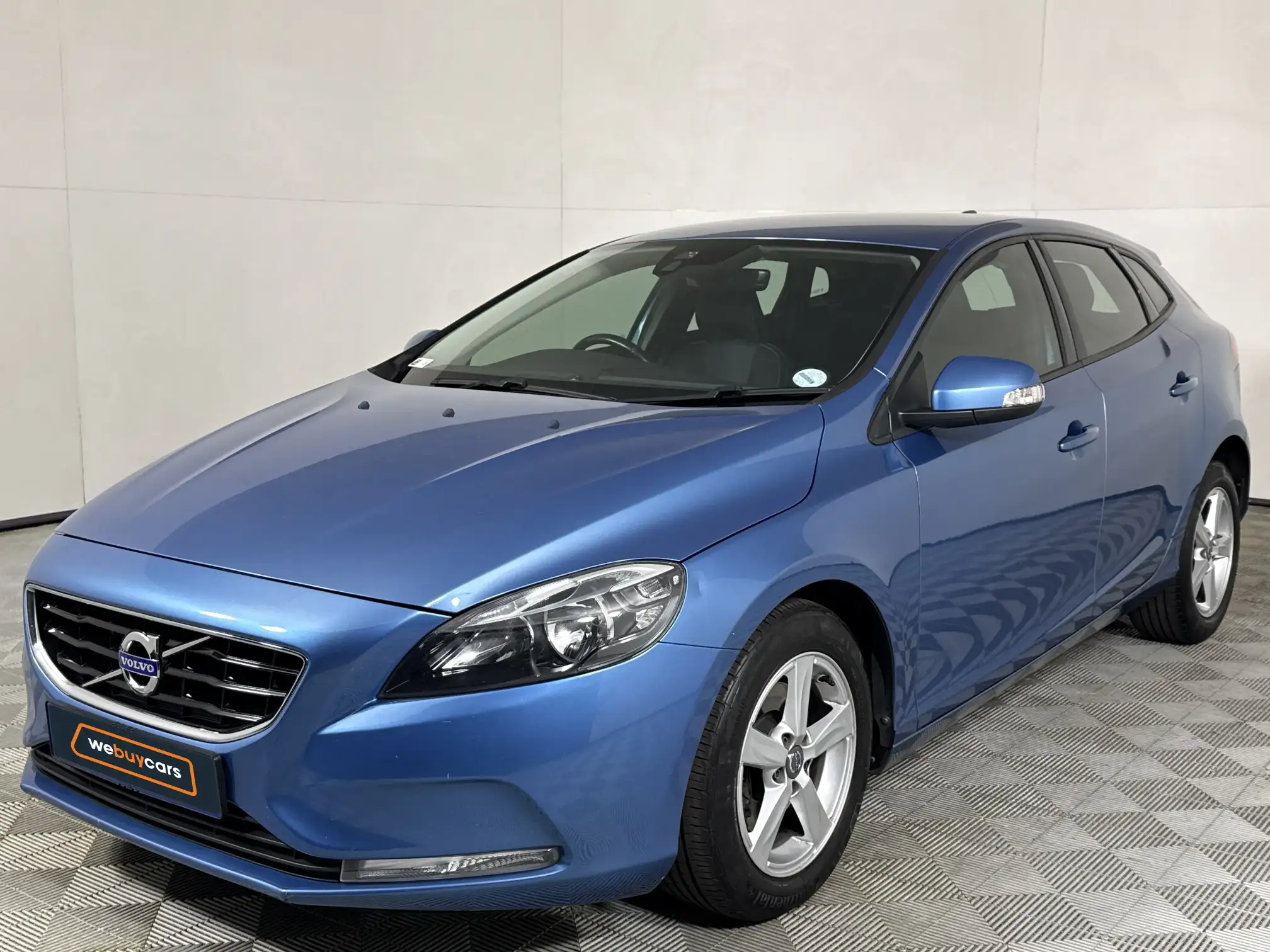 2016 Volvo V40