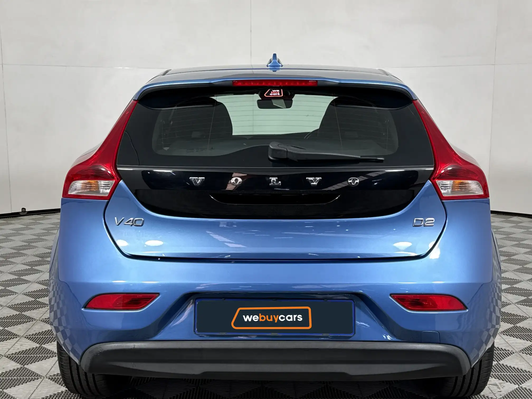 Volvo V40