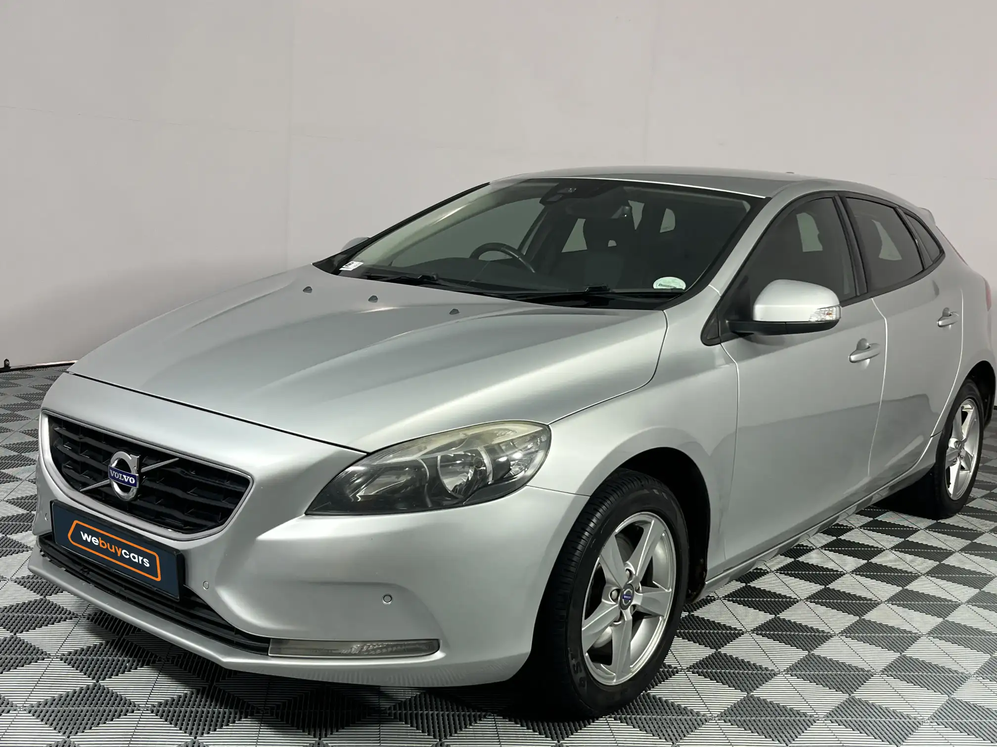 2016 Volvo V40