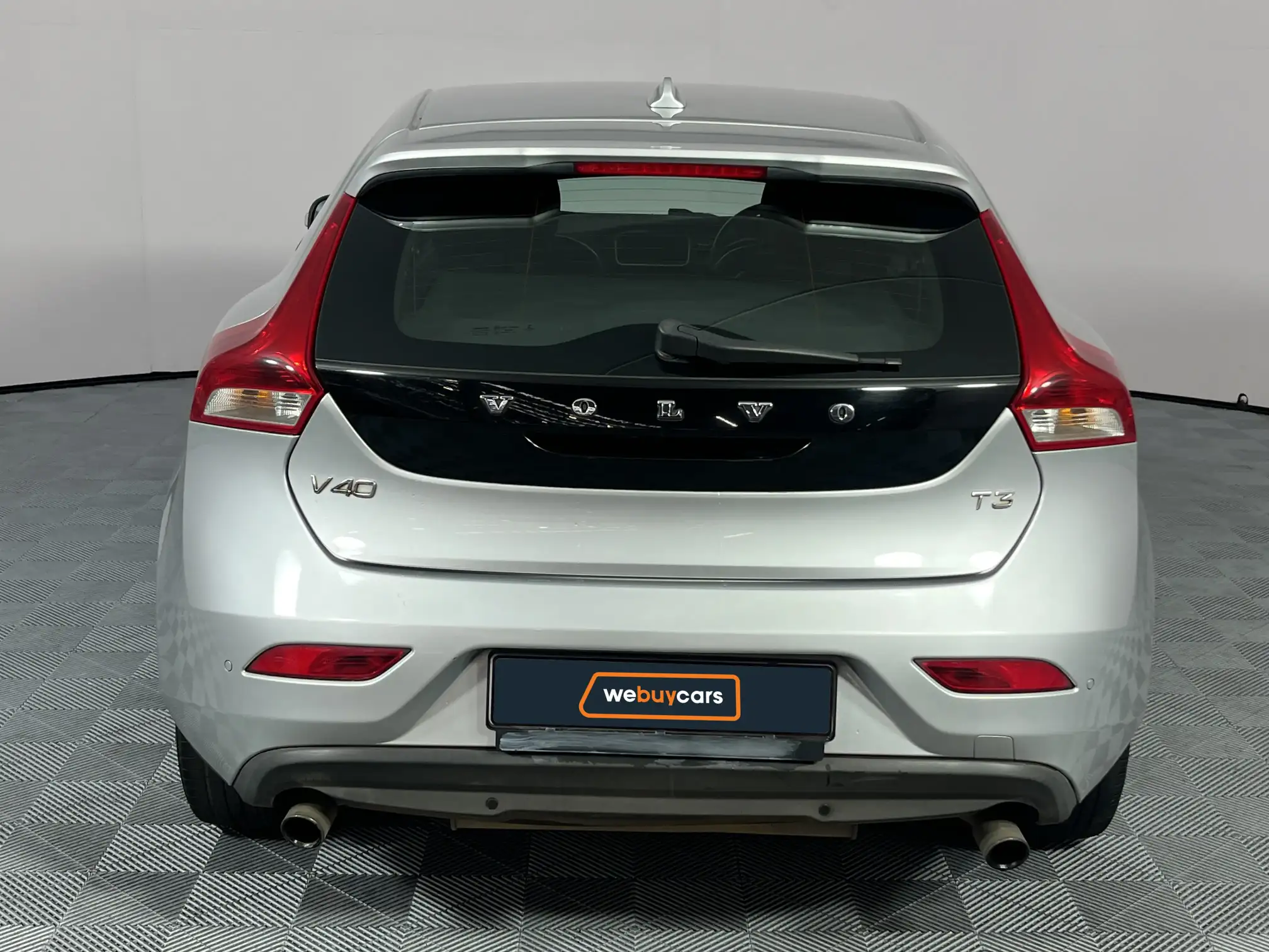 Volvo V40
