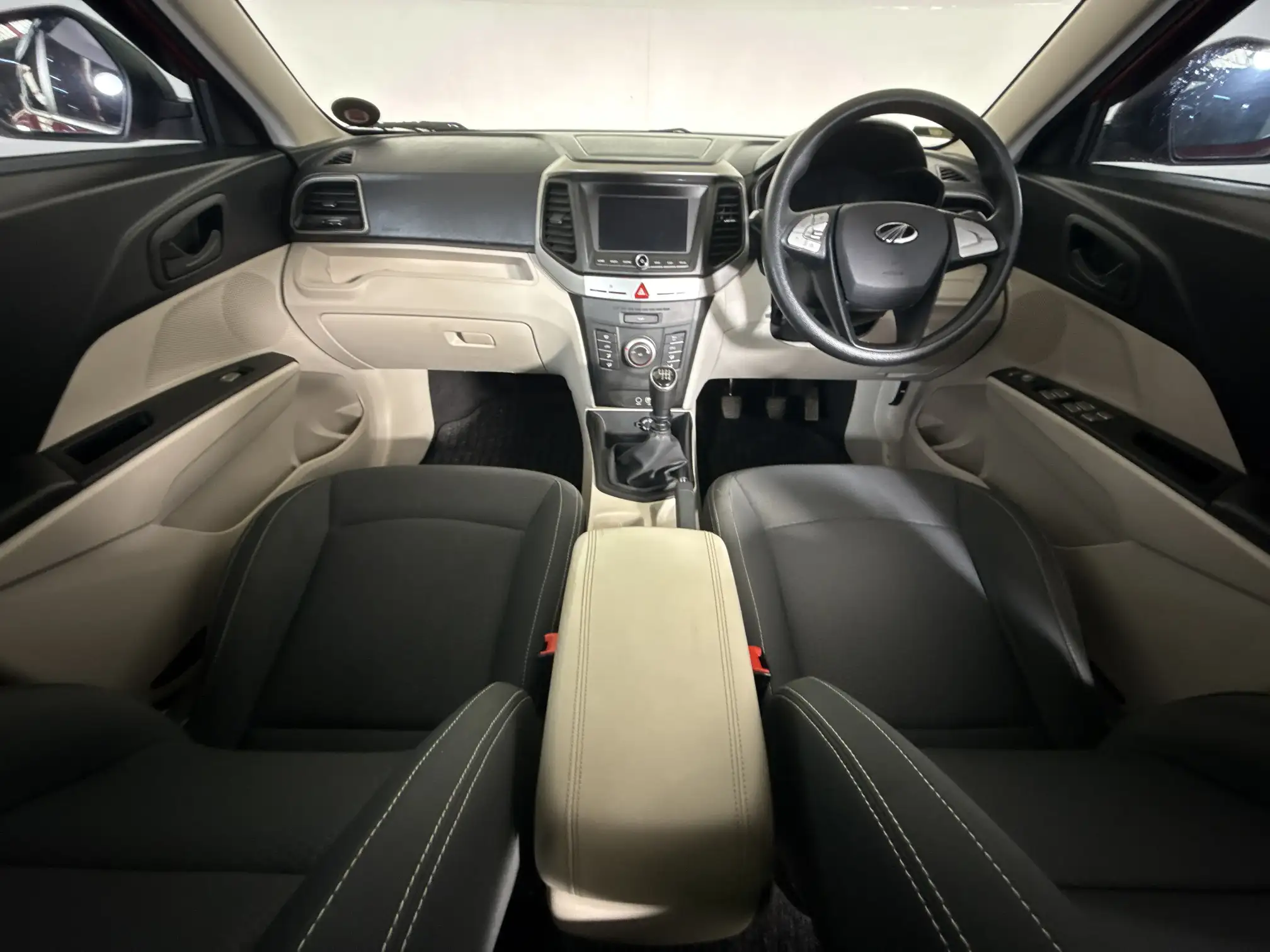 Mahindra Xuv300
