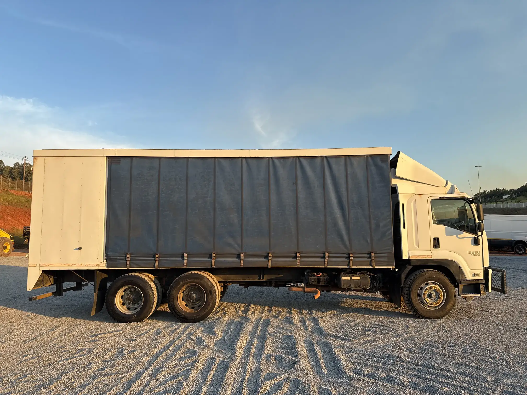 Isuzu 1400