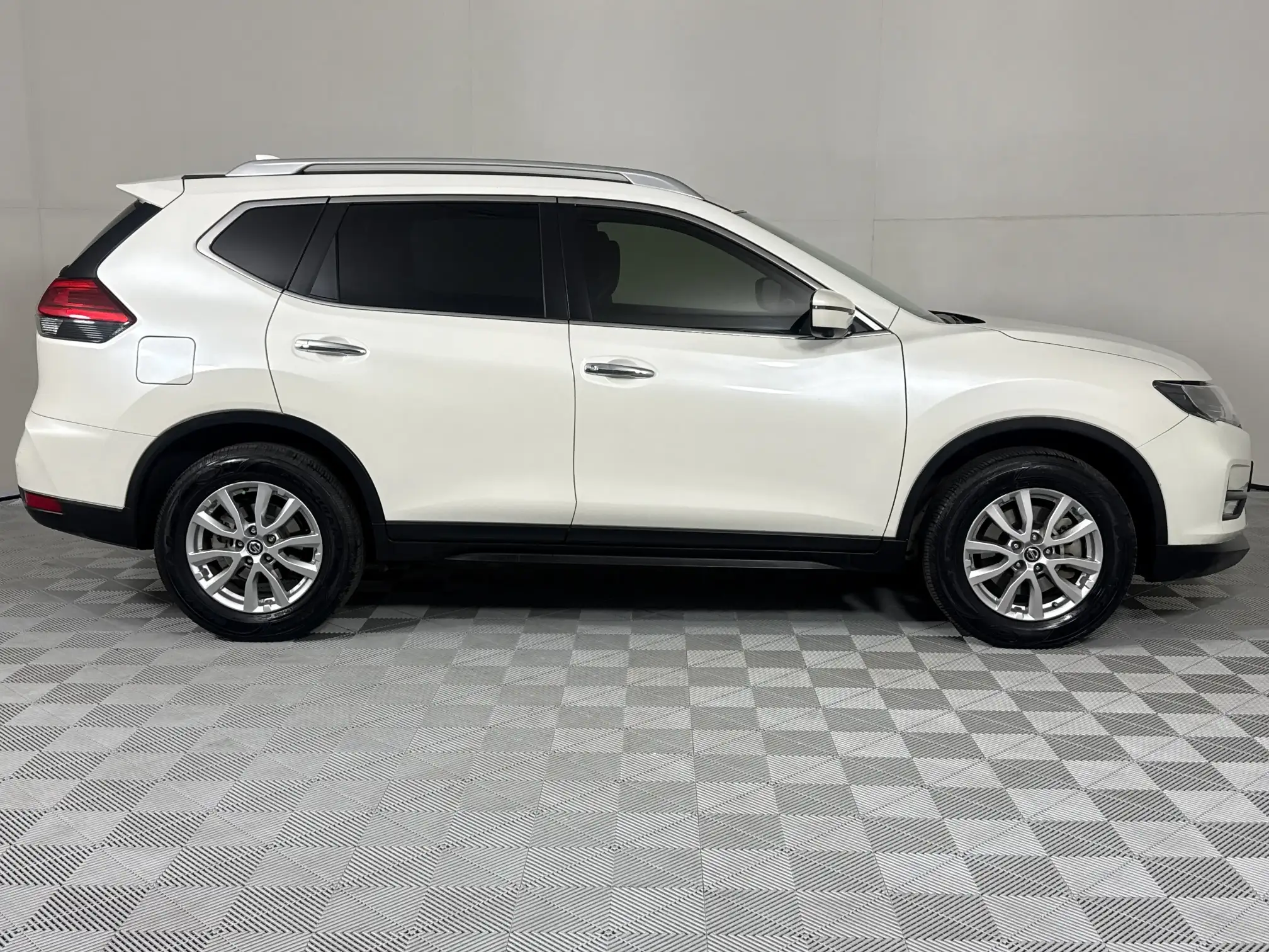 Nissan X Trail