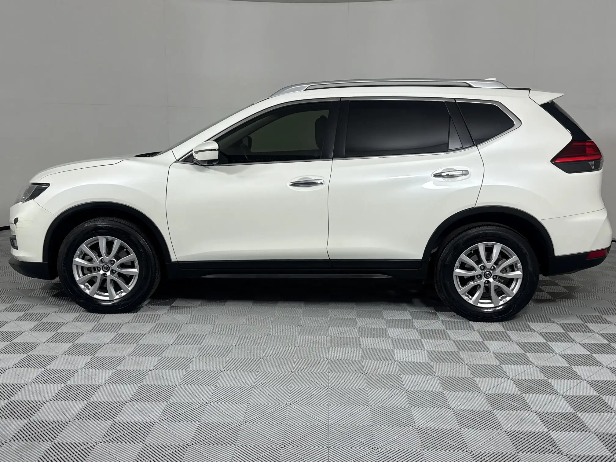 Nissan X Trail