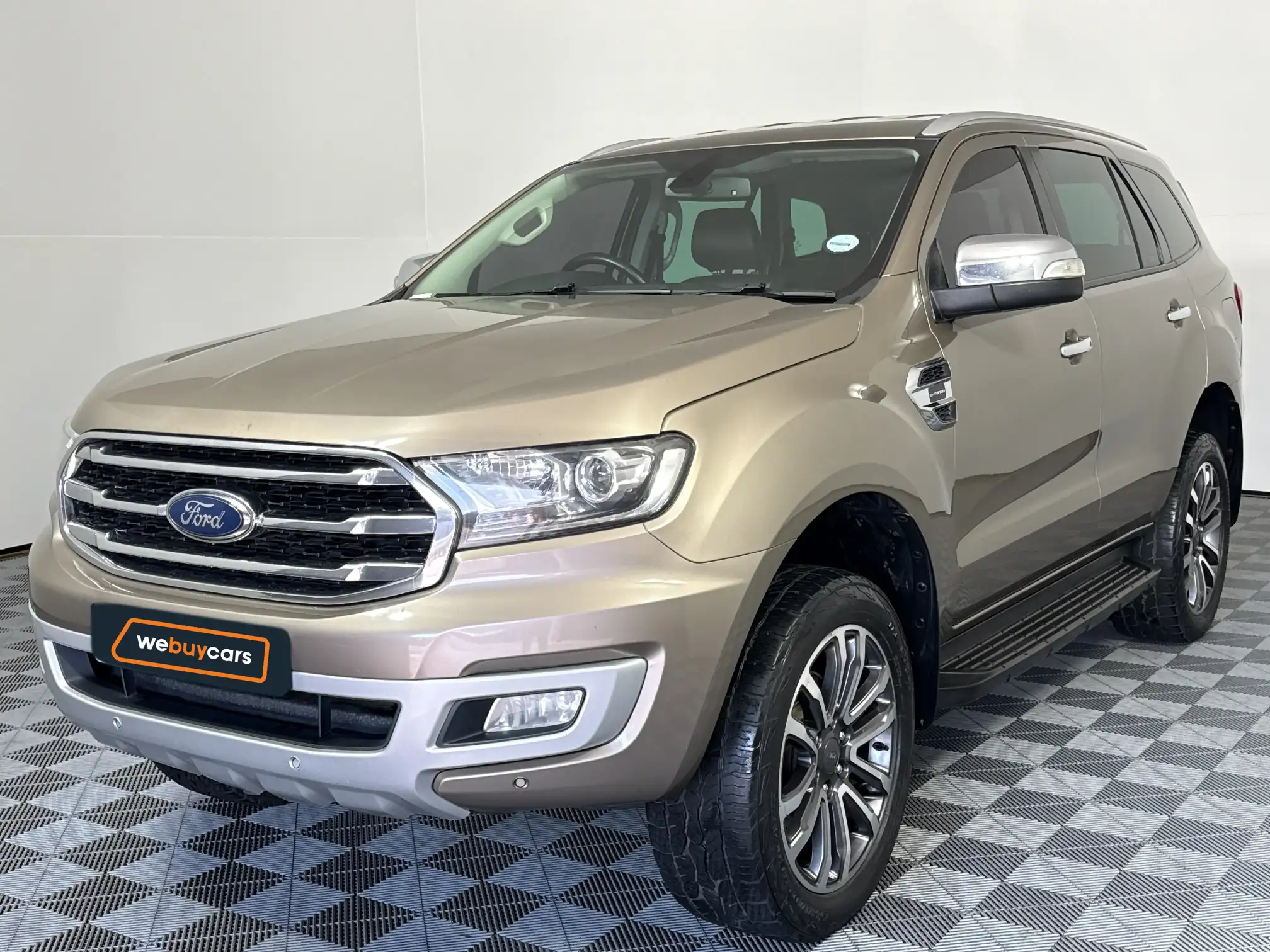 2020 Ford Everest