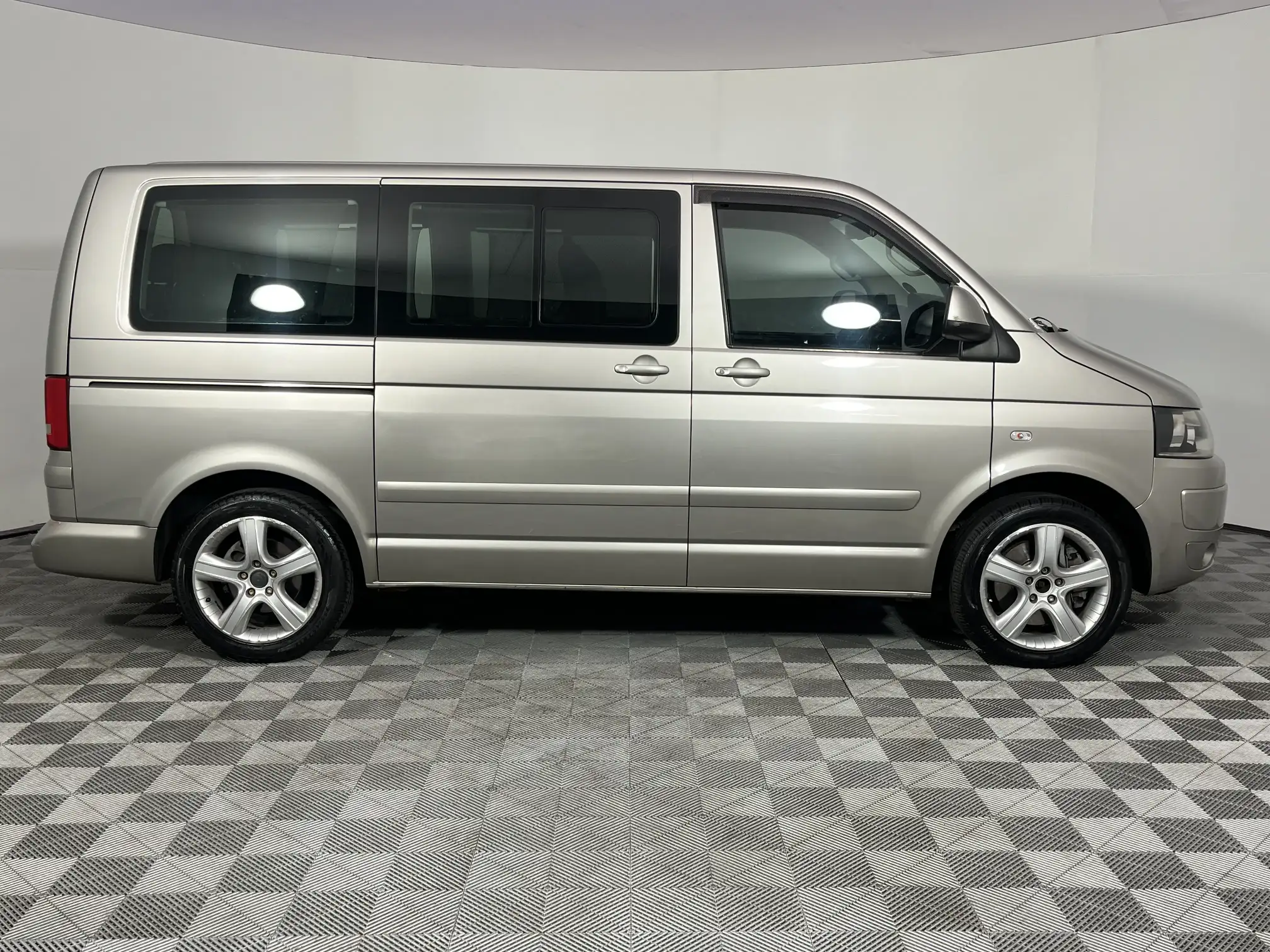 Volkswagen T5