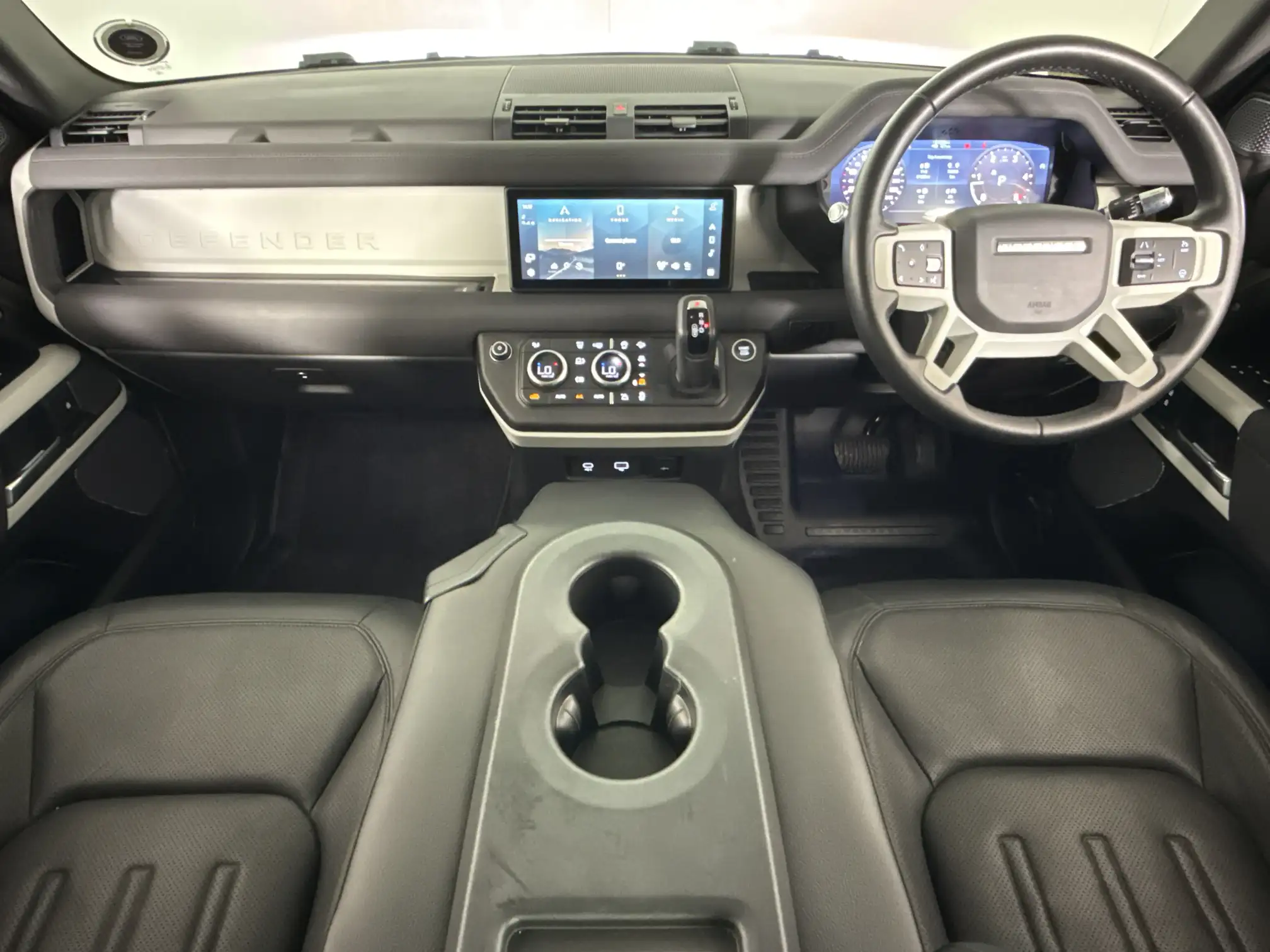 Land Rover Defender 90