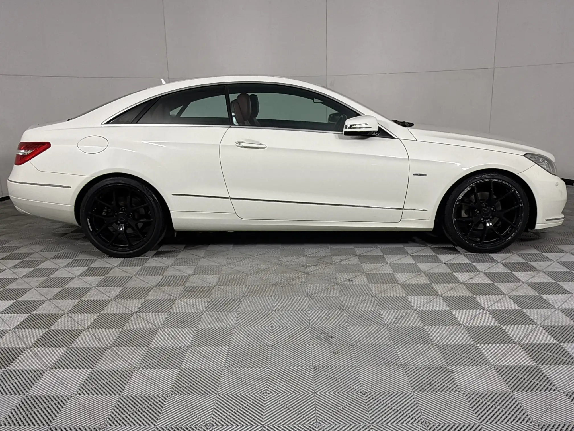 Mercedes-Benz E Class Coupe