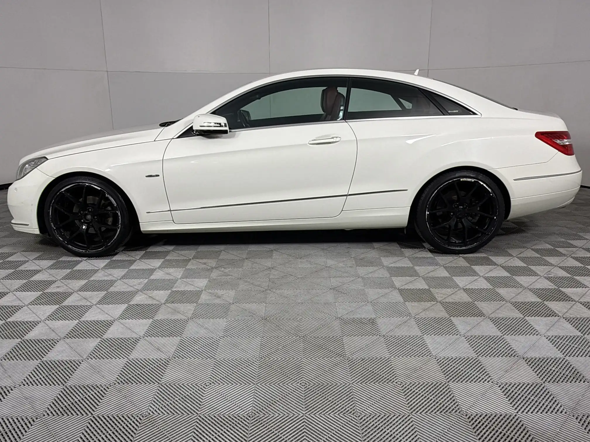 Mercedes-Benz E Class Coupe