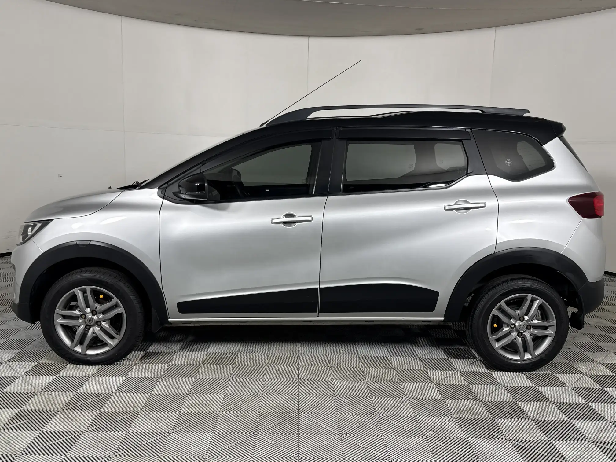 Renault Triber