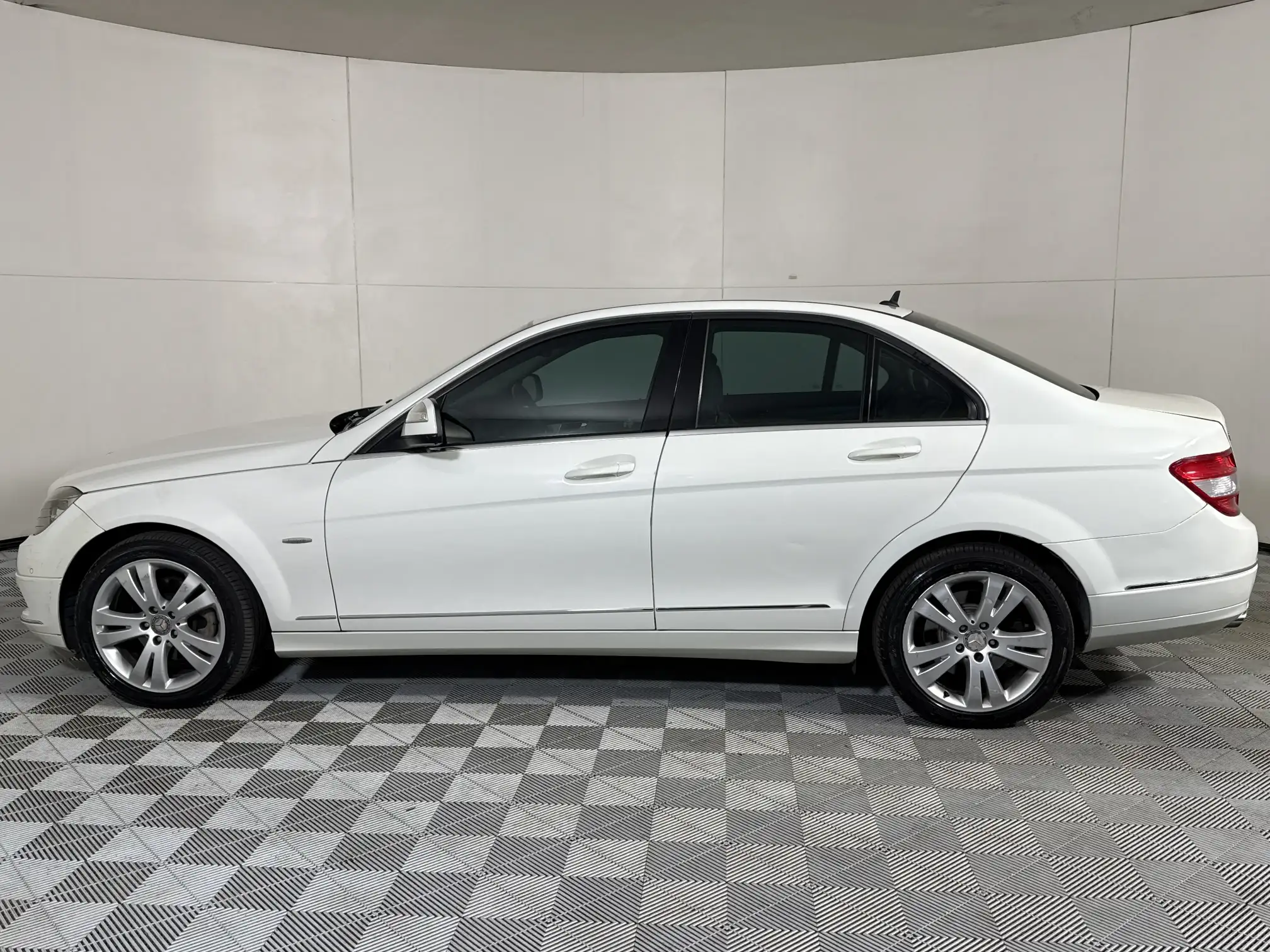 Mercedes-Benz C Class Sedan