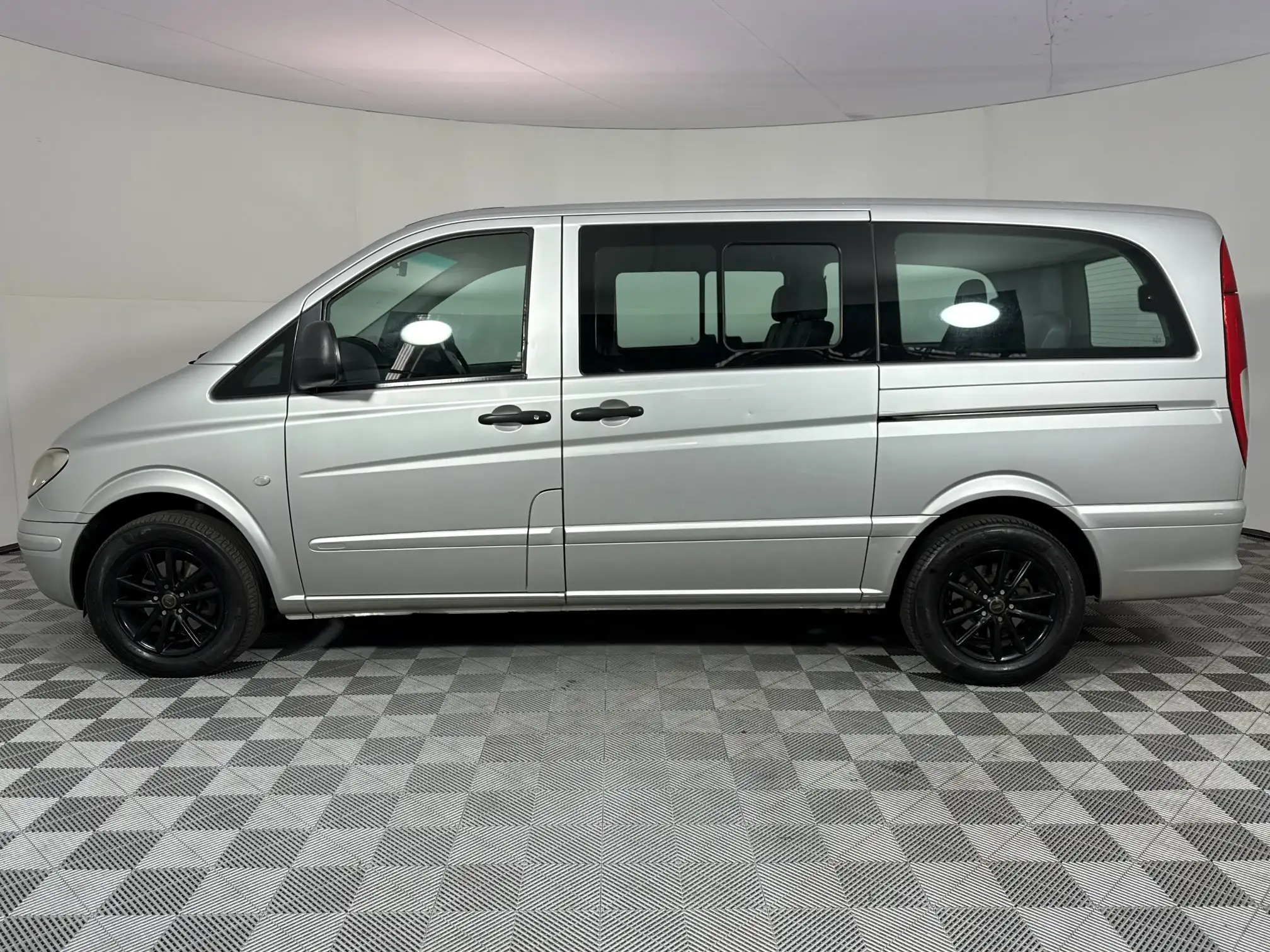 Mercedes-Benz Vito BUS