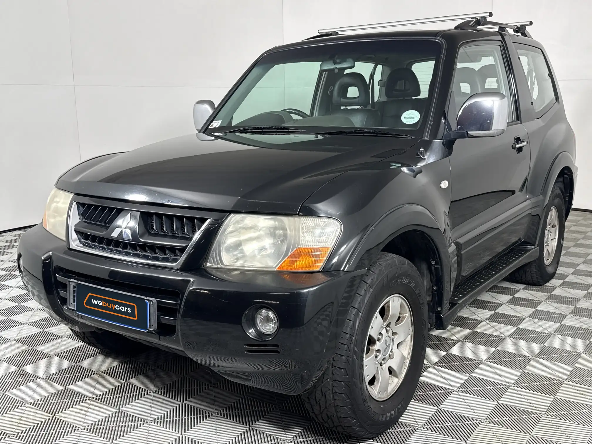 2004 Mitsubishi Pajero