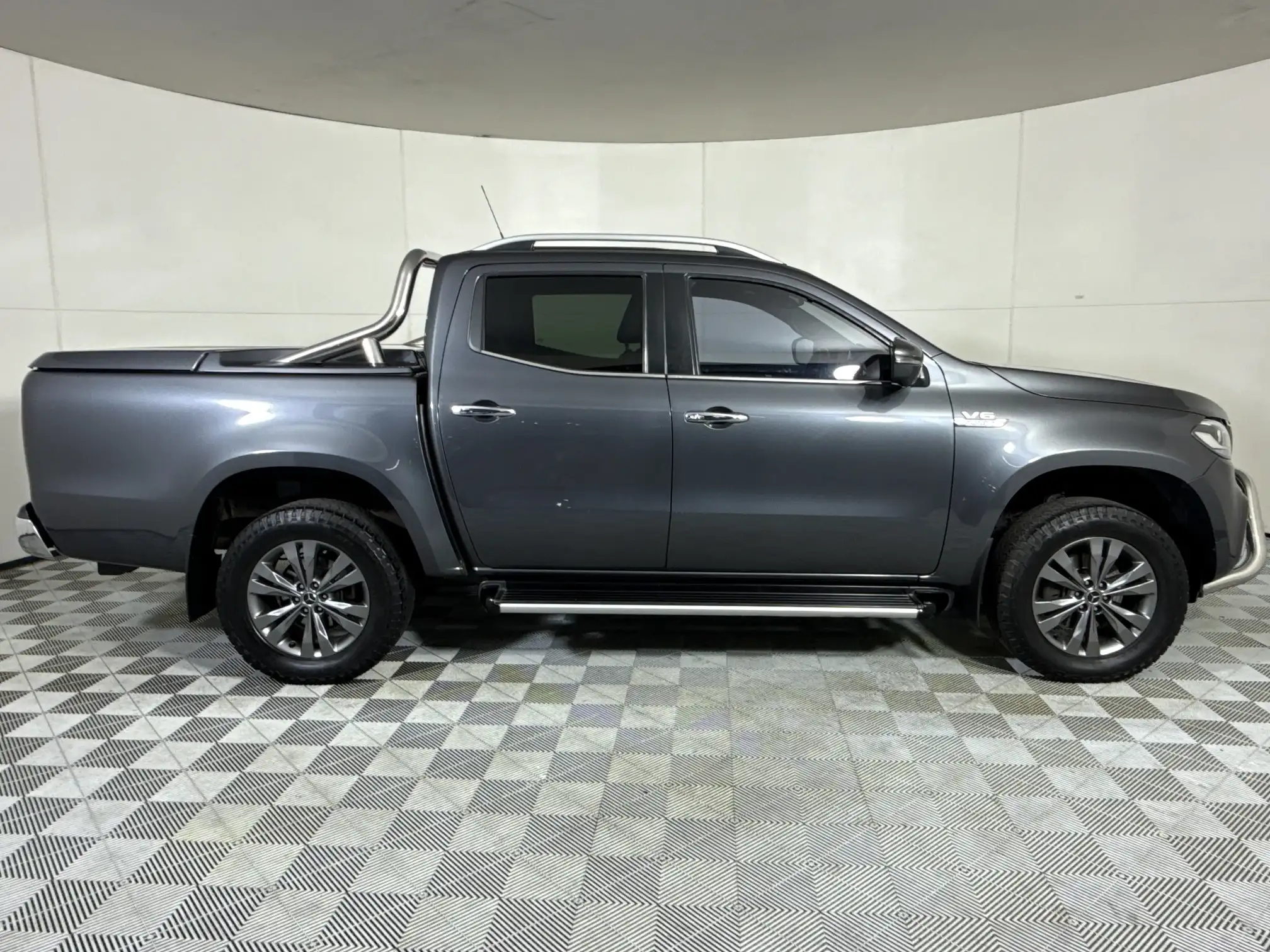Mercedes-Benz X-Class