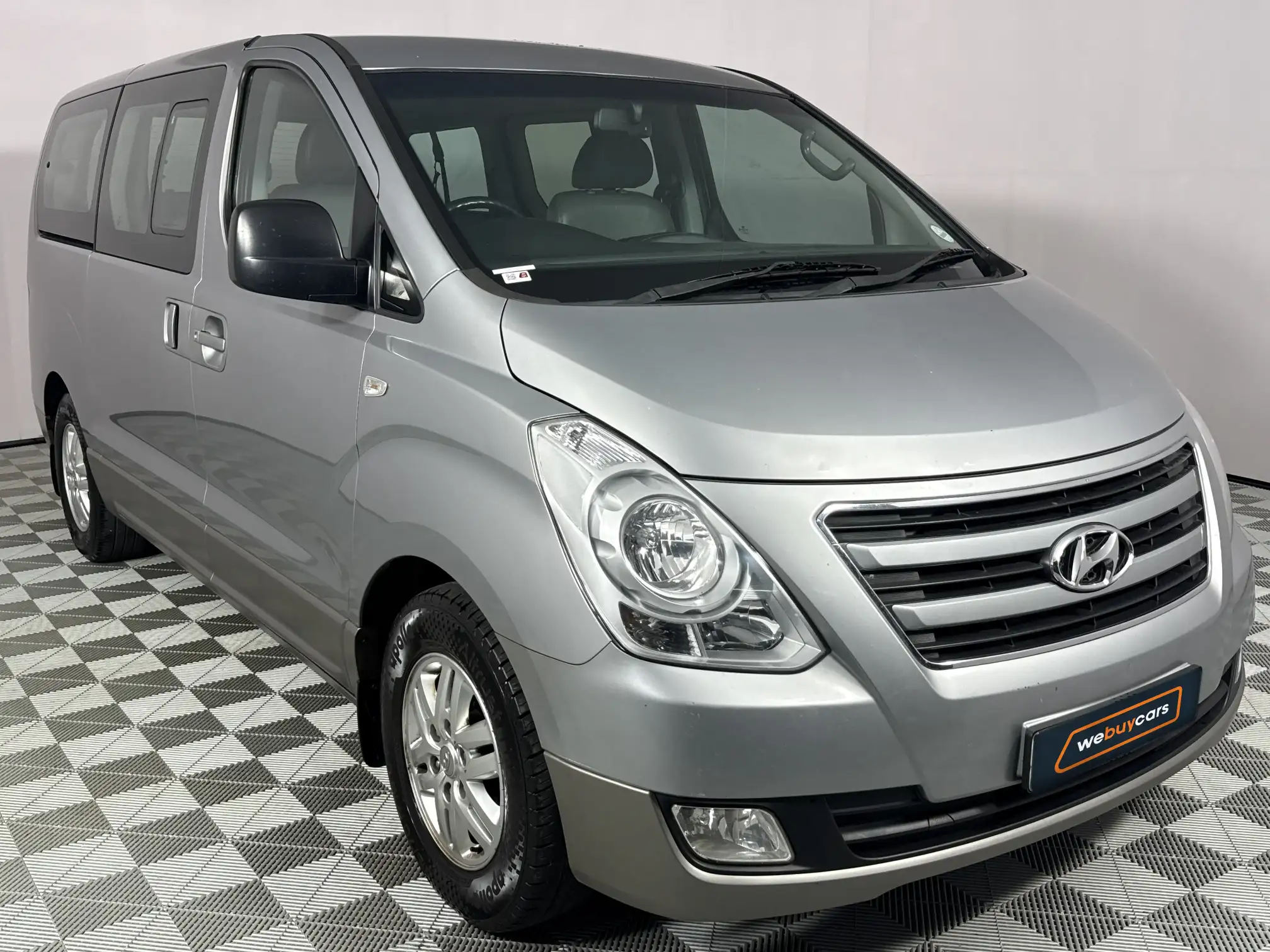 Hyundai H-1