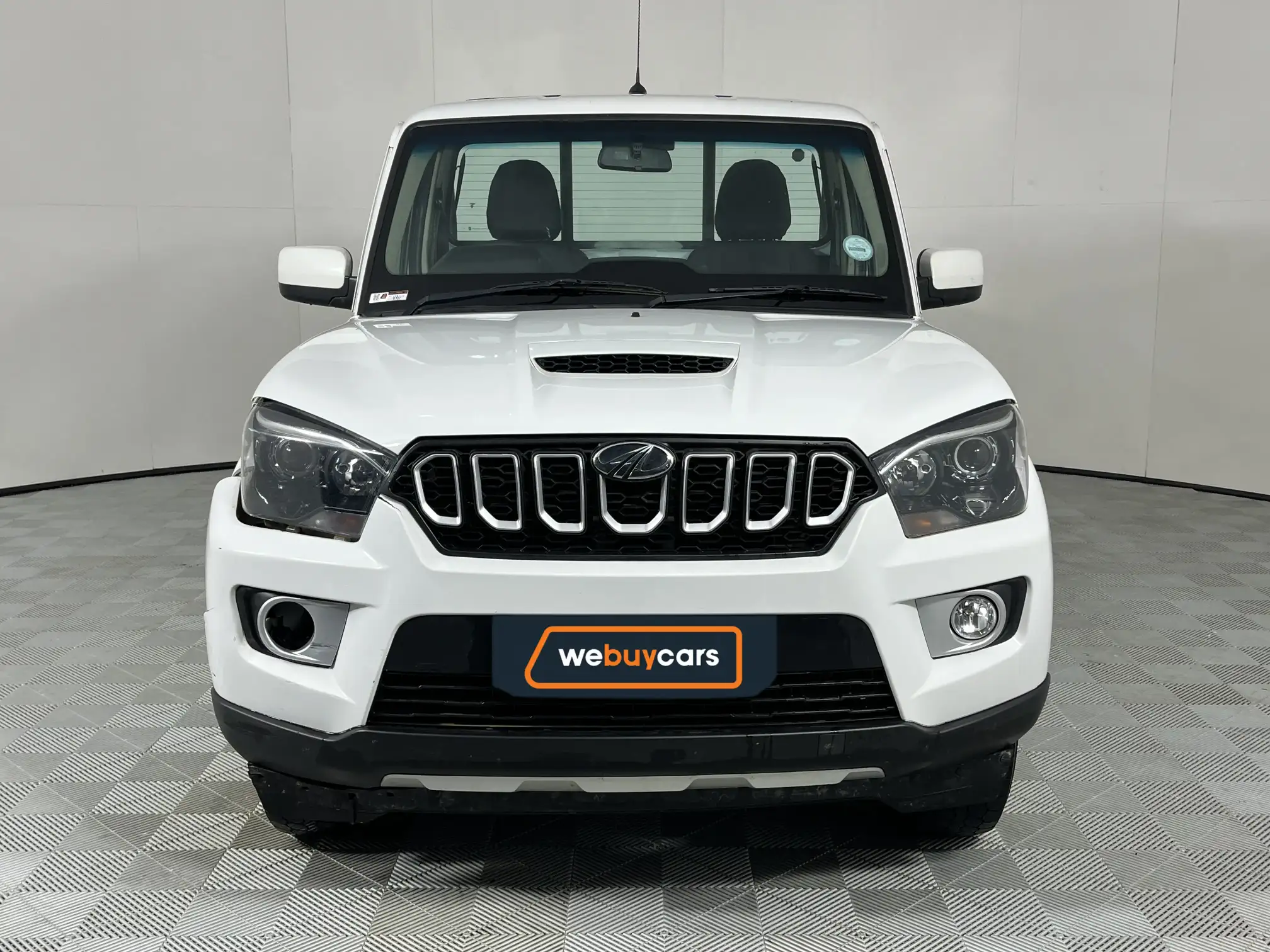 Mahindra PIK UP