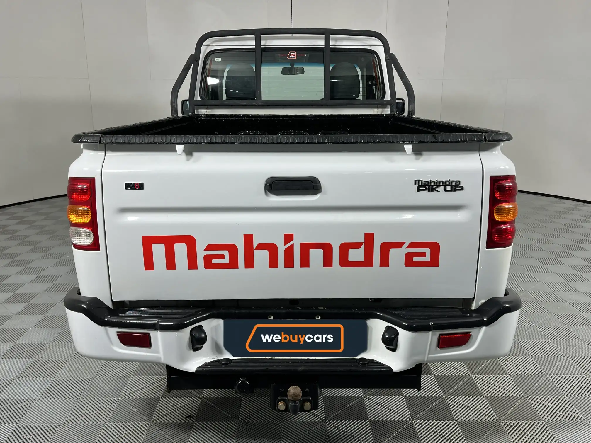 Mahindra PIK UP