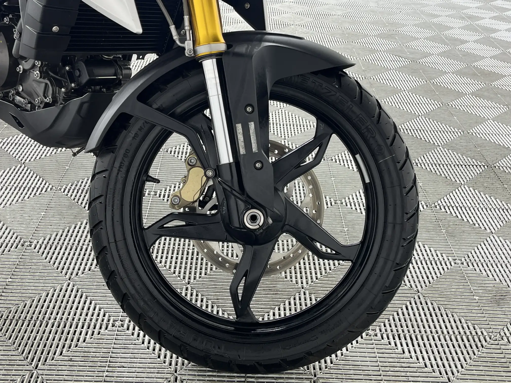 BMW C