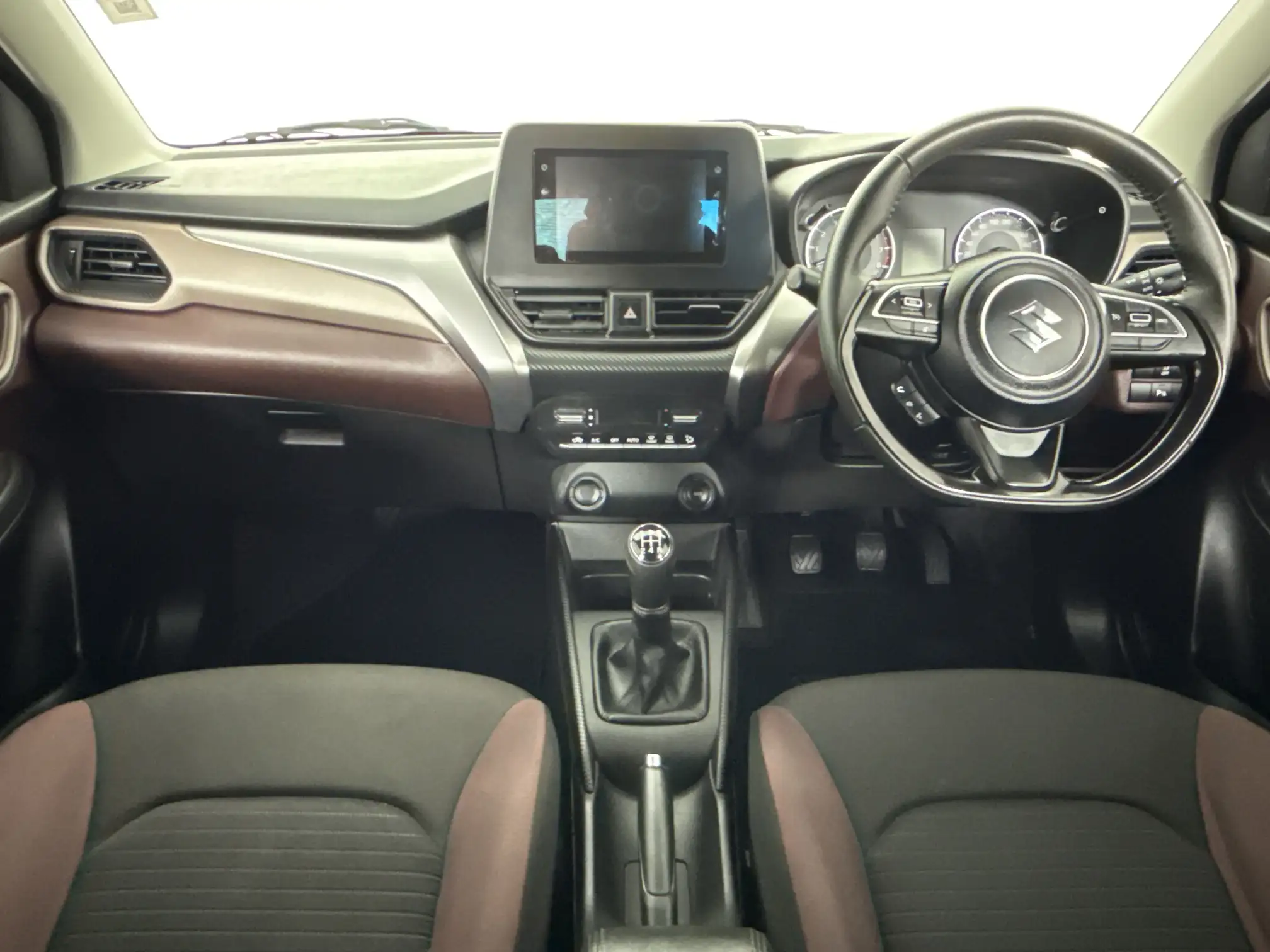Suzuki Fronx
