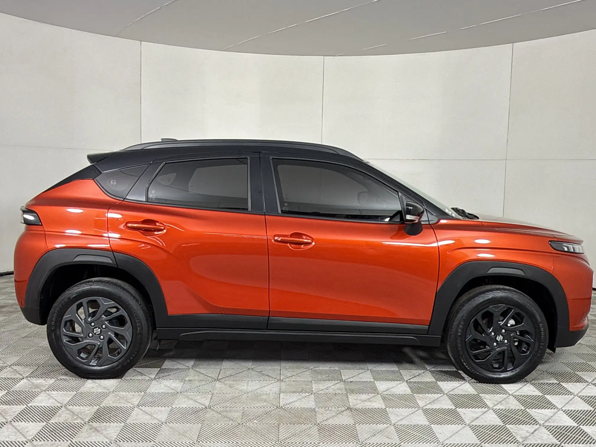 Suzuki Fronx