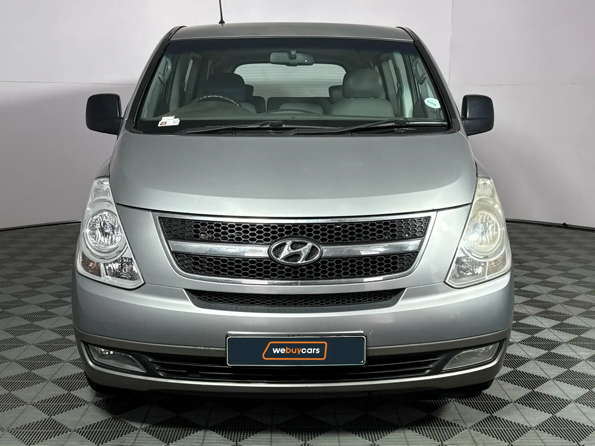 Hyundai H-1