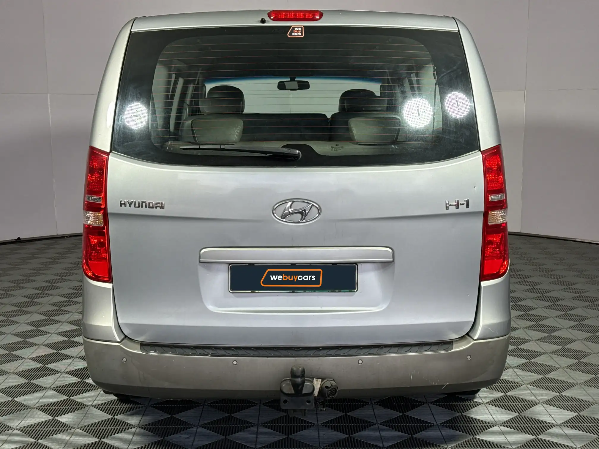 Hyundai H-1