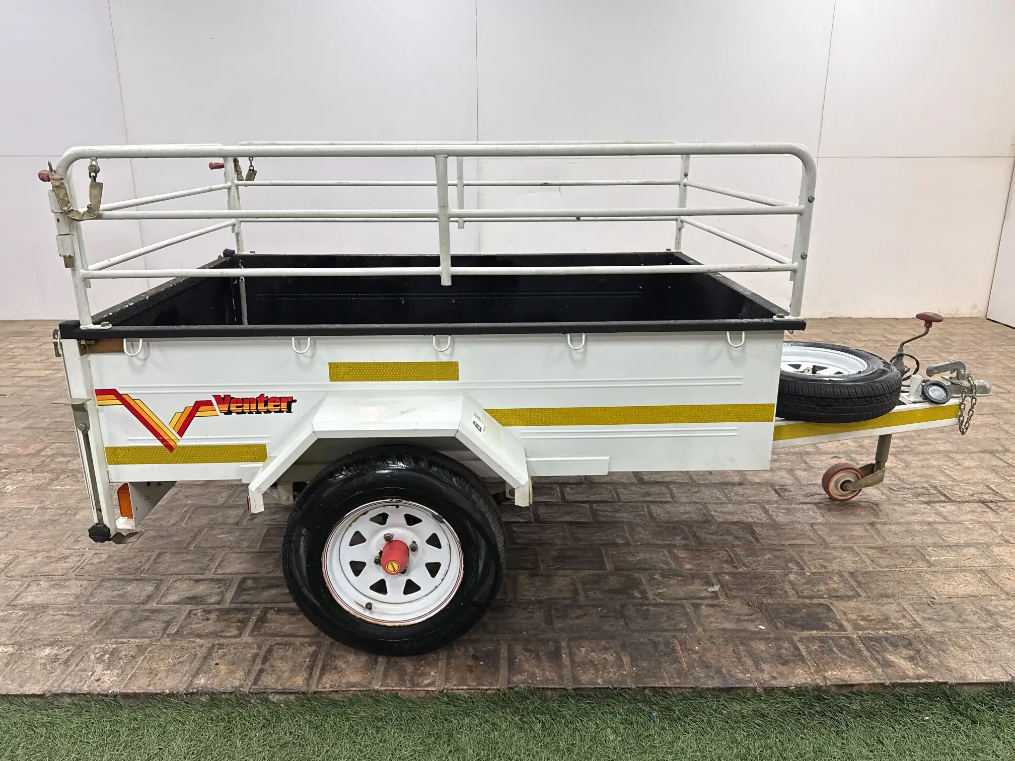 Venter Mossie