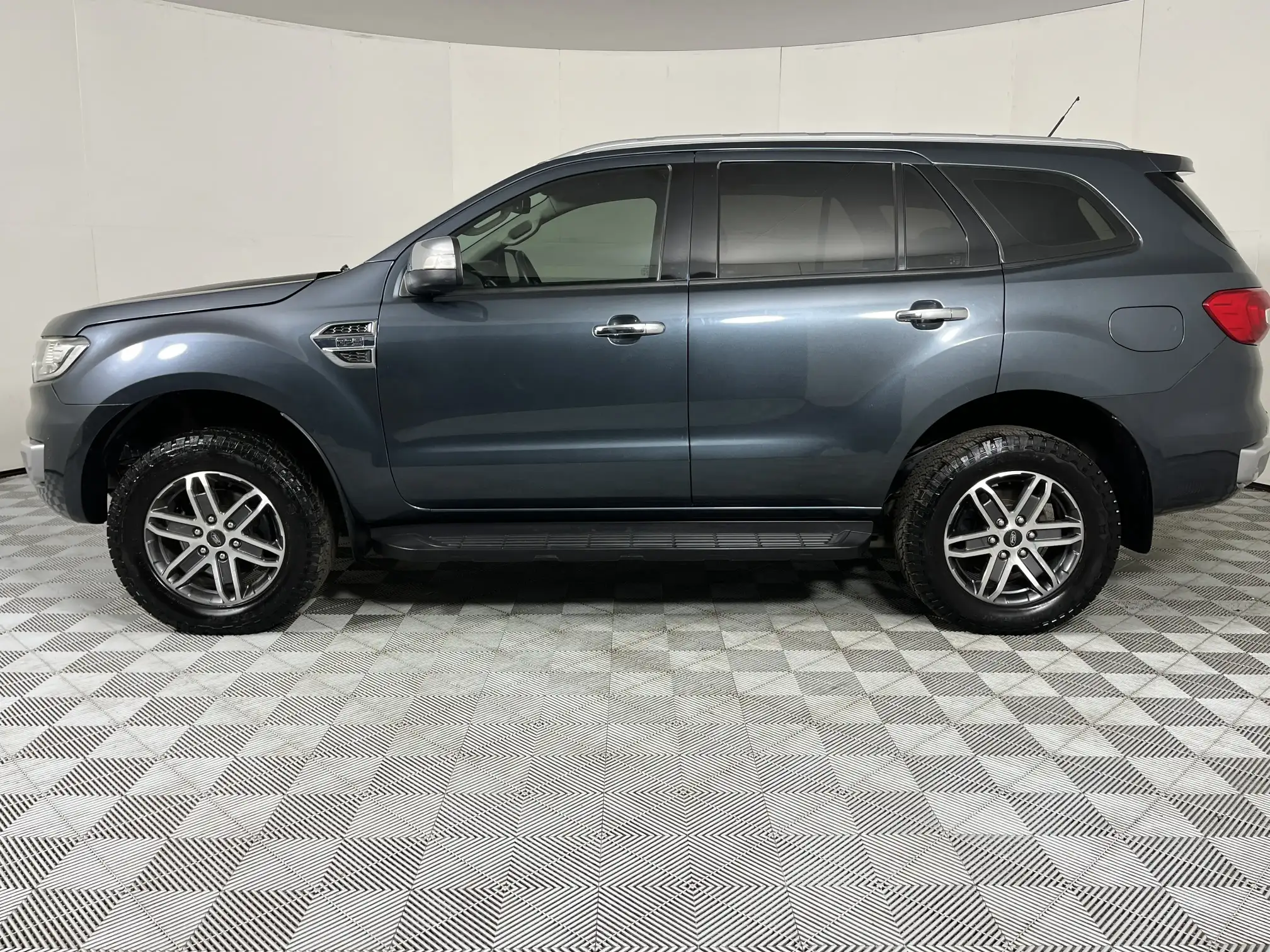 Ford Everest