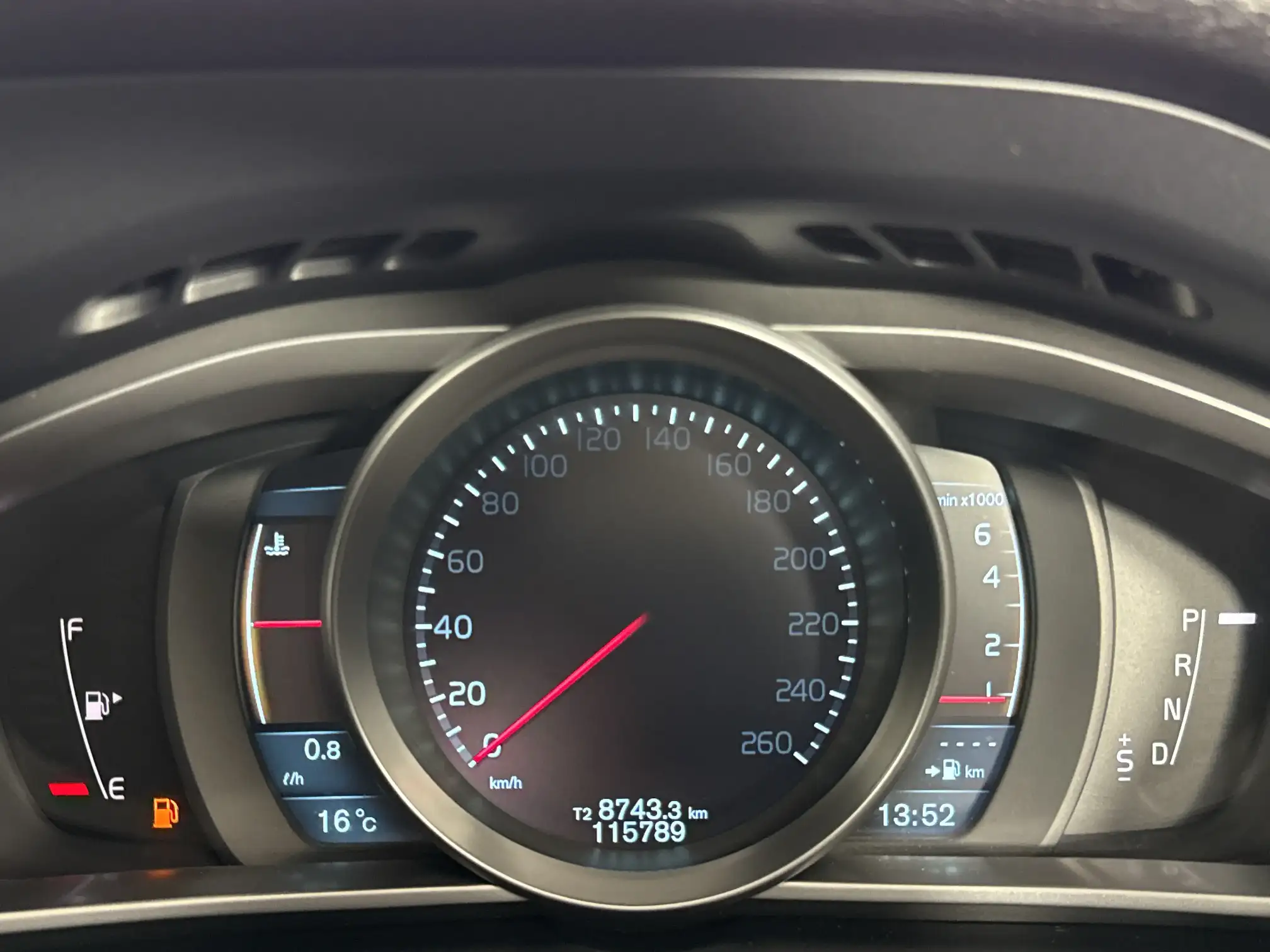 Volvo V40